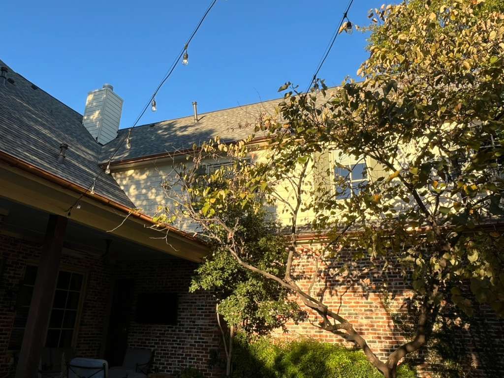 Project in Dallas by Armor Roofing | Exteriors