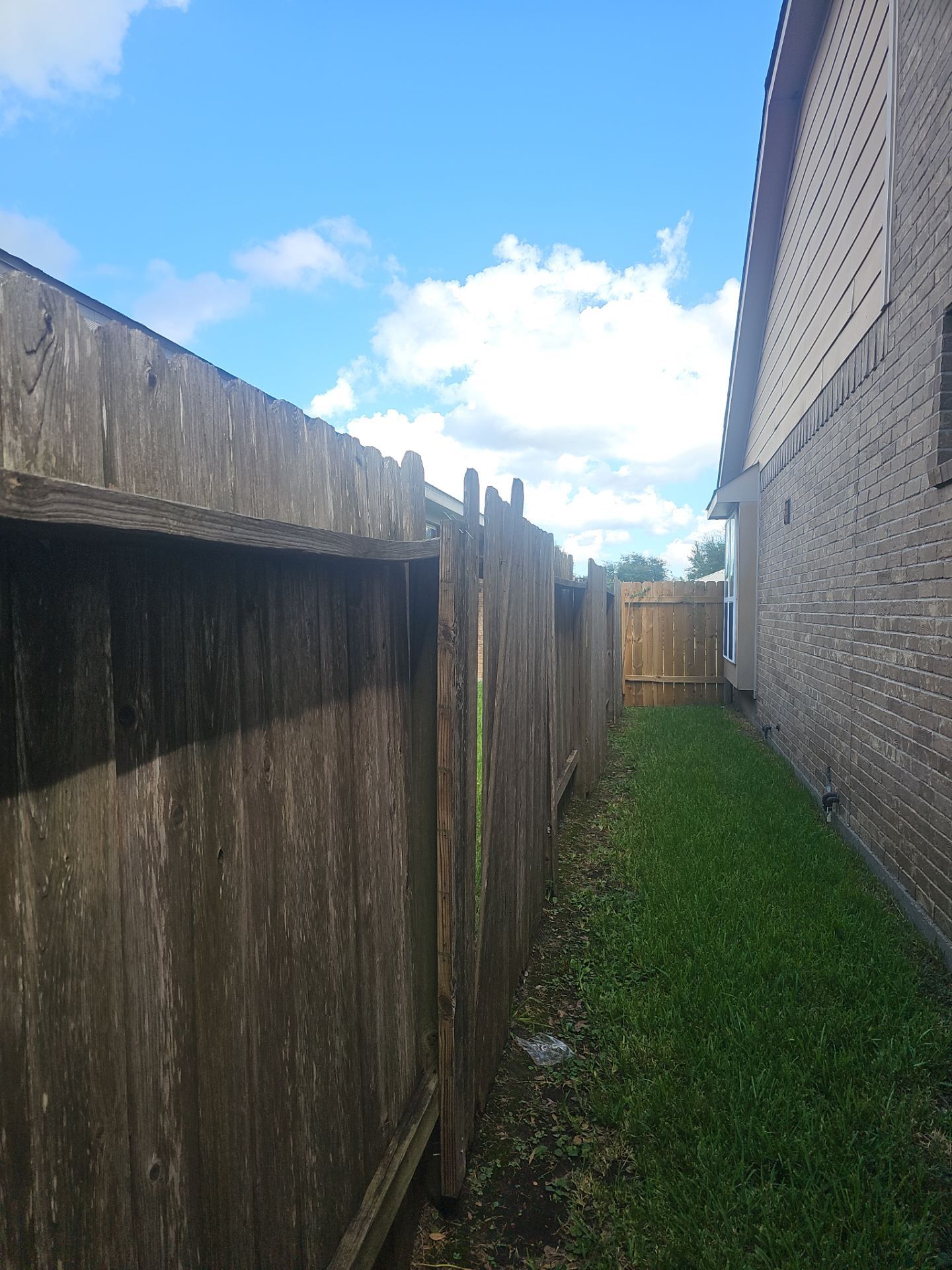 Hail Damage using Owen's Corning Duration (Lifetime) Shingles by Roof Repair Company