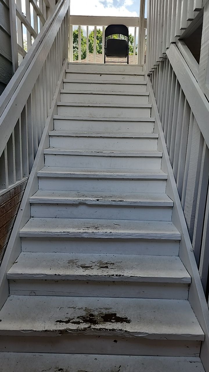 Apartment wash using cleaner by G&H Home Tech Pros LLC