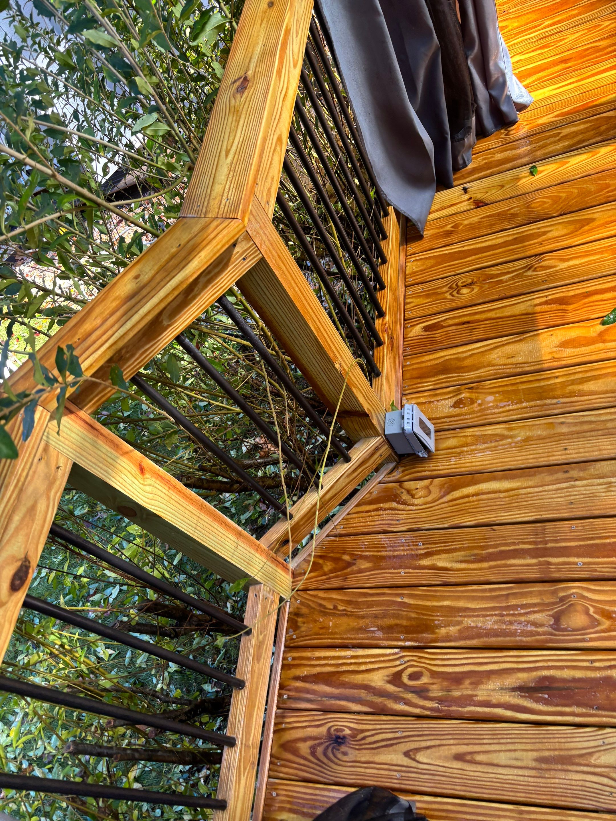 Wood Deck using Wood Sealant by DuraSeal