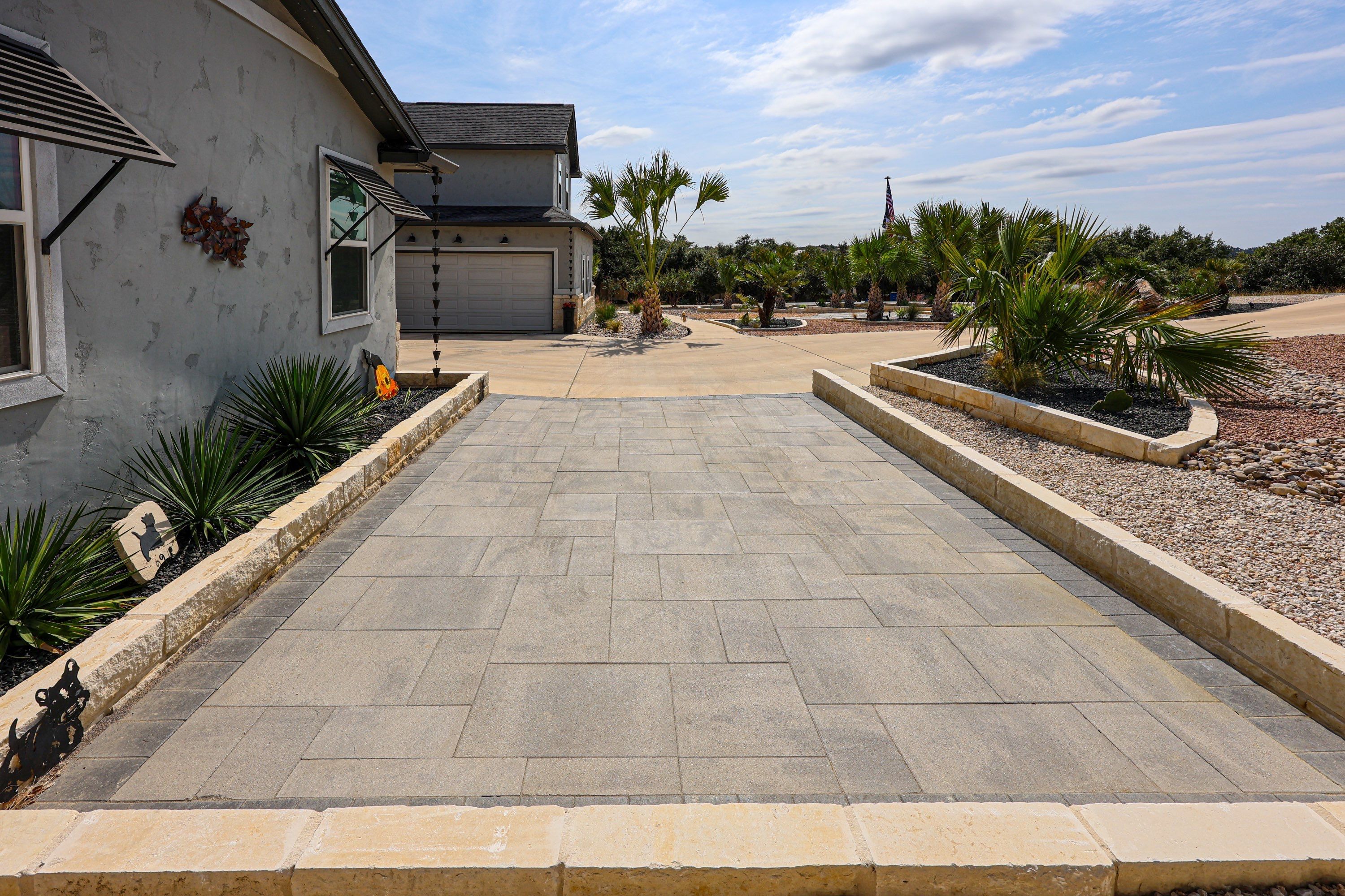 Mountain Spring - Canyon Lake, TX by Hole In One Lawns, LLC