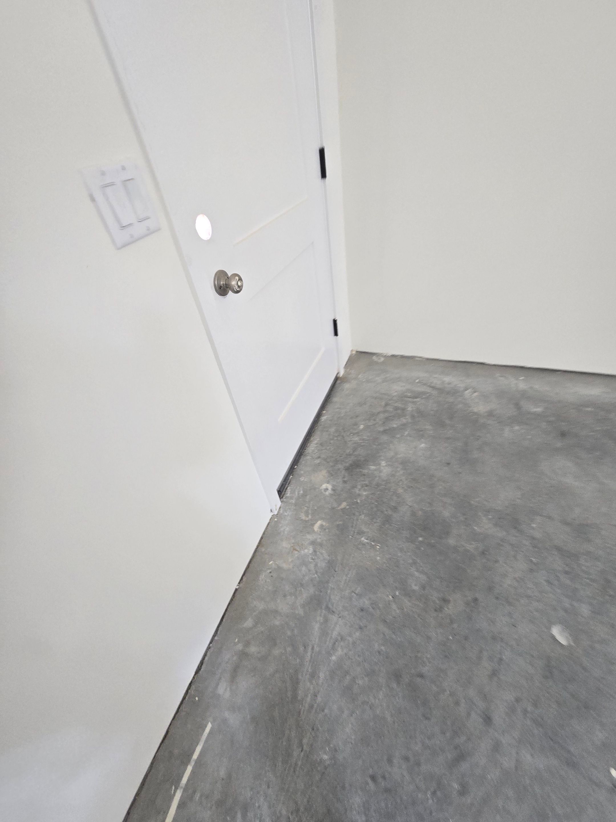 Pebble Beach Polyurea Garage Floor Coating in Kennewick by Croc Coatings, LLC