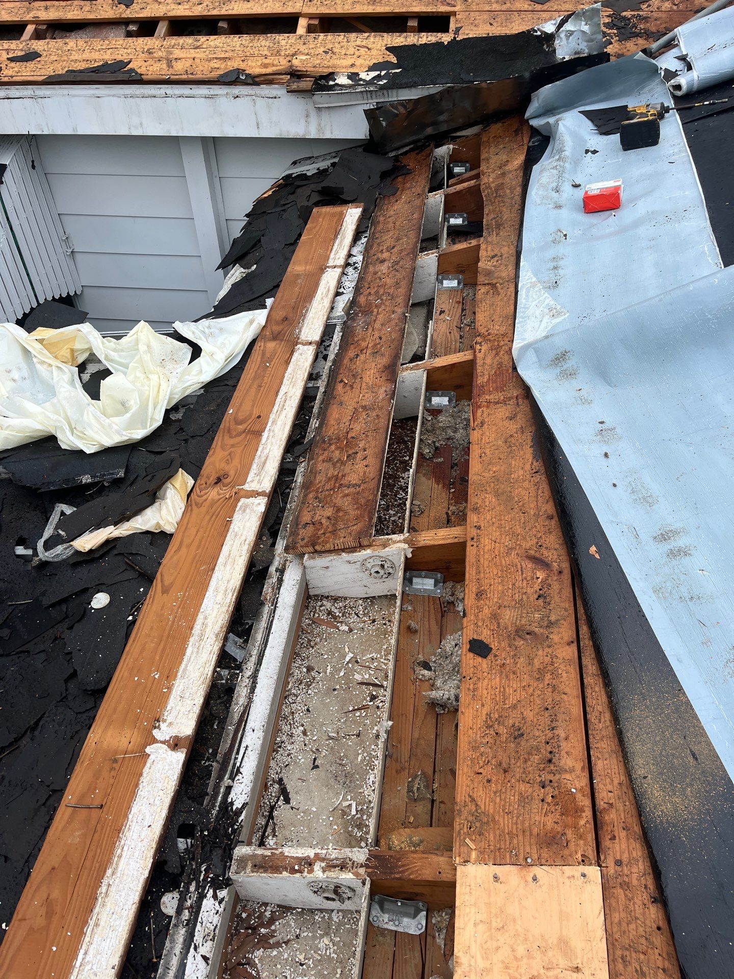 Project in St. Petersburg 33703 by Mitchell Roofing Company LLC