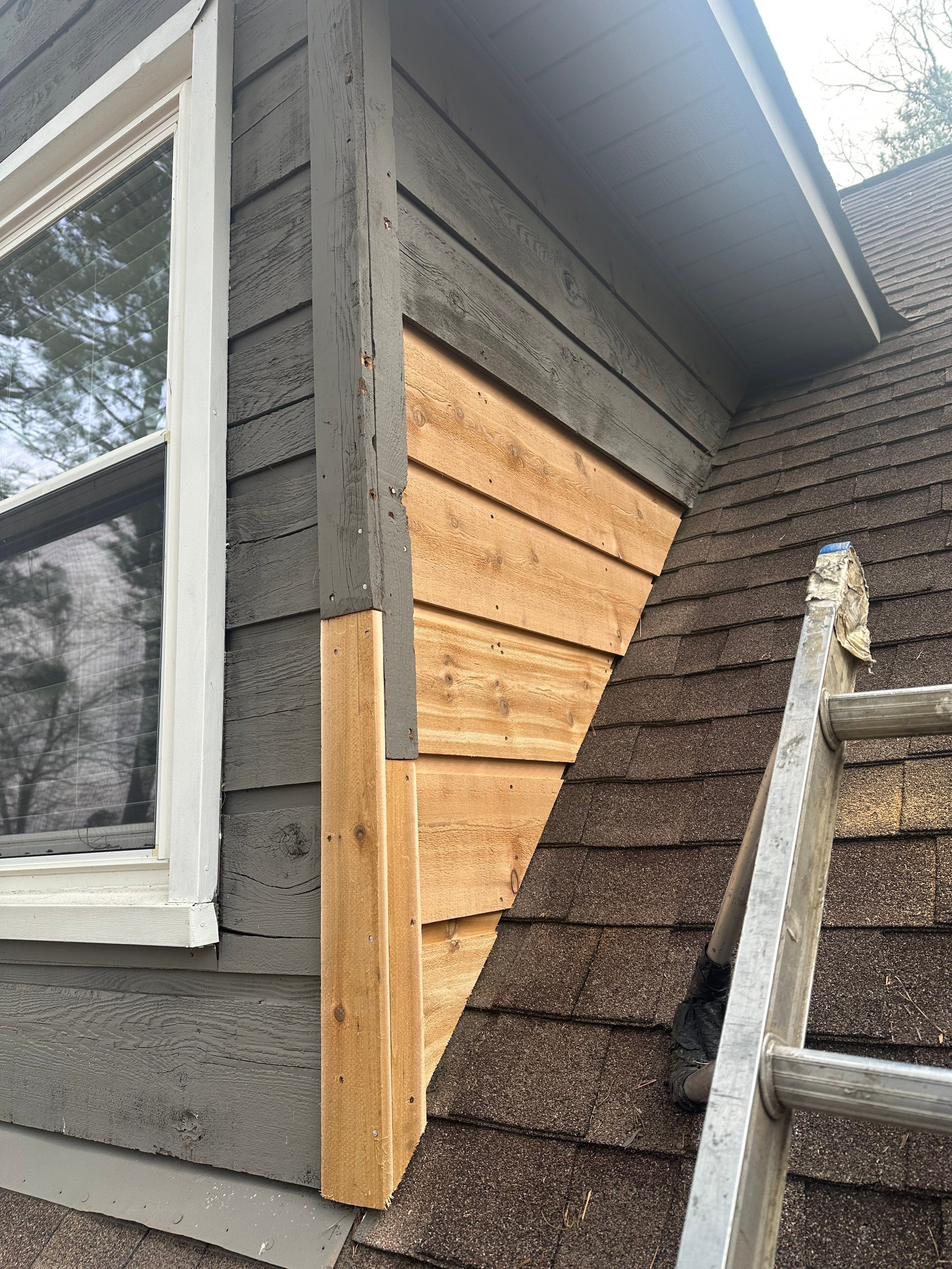 Siding Repair in Birmingham by The Roofing Dudes