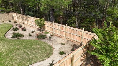 6’ Cedar Good Neighbor 6x6 French Gothic