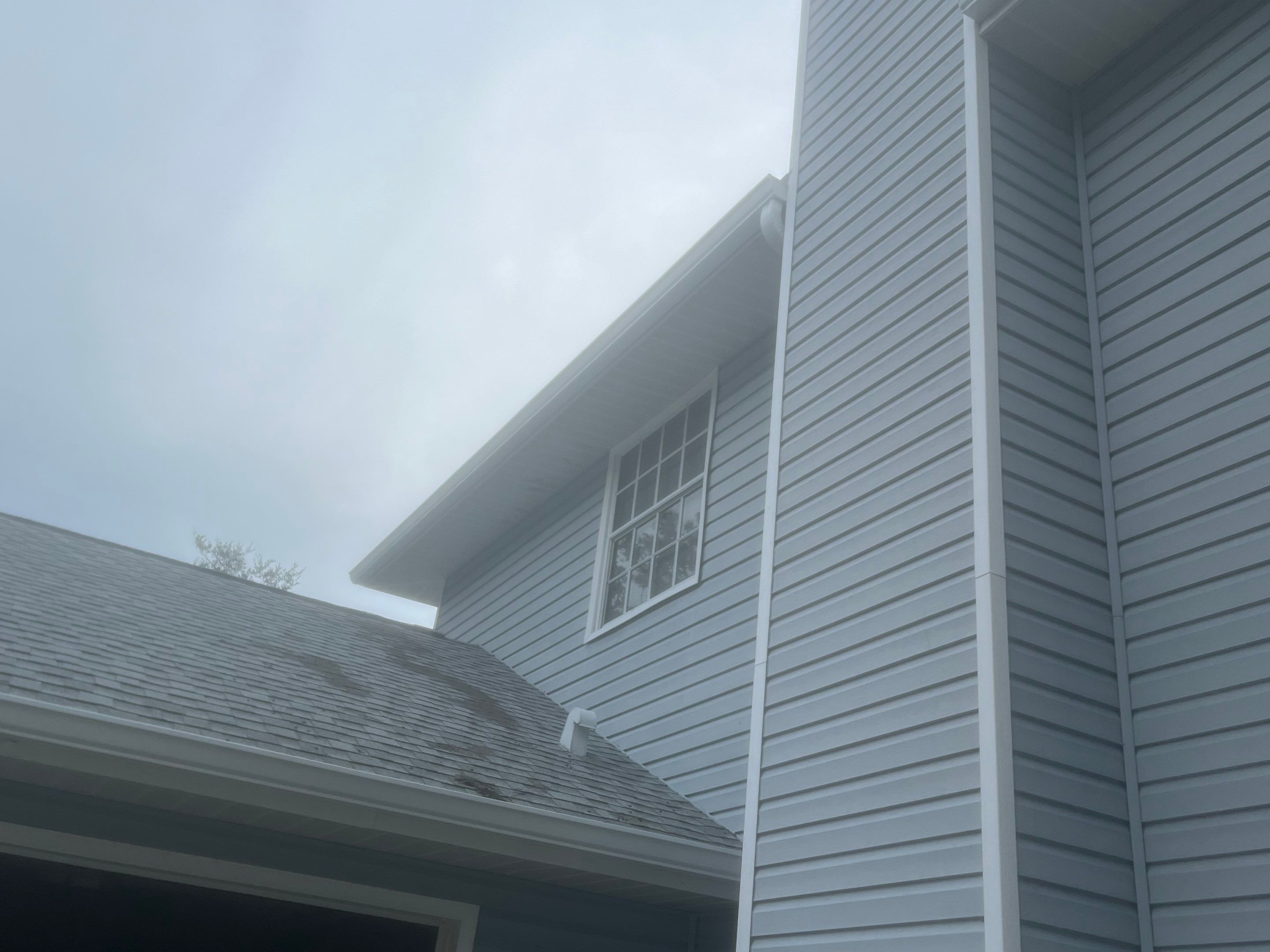 6-inch Seamless Gutters Installed in Bradenton FL by Gutter Professors