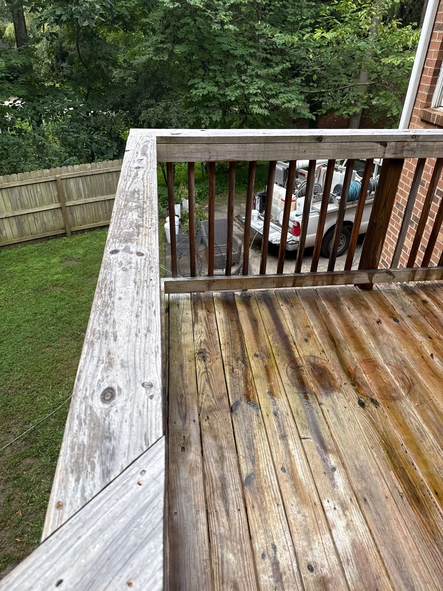 Wood Deck using Wood Sealant by DuraSeal