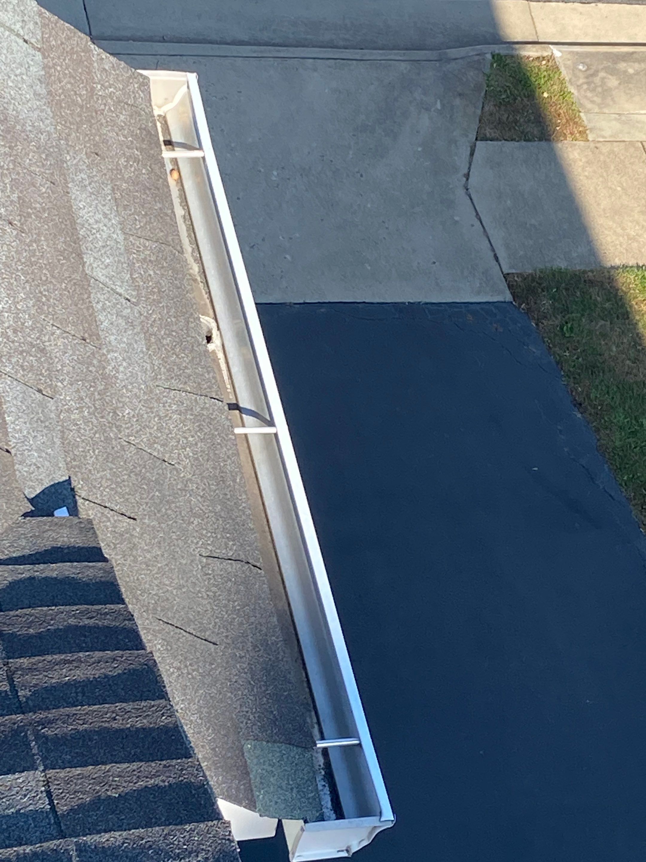 Woodbridge CertainTeed Landmark Roof in Charcoal Black by RM Banning, Inc.