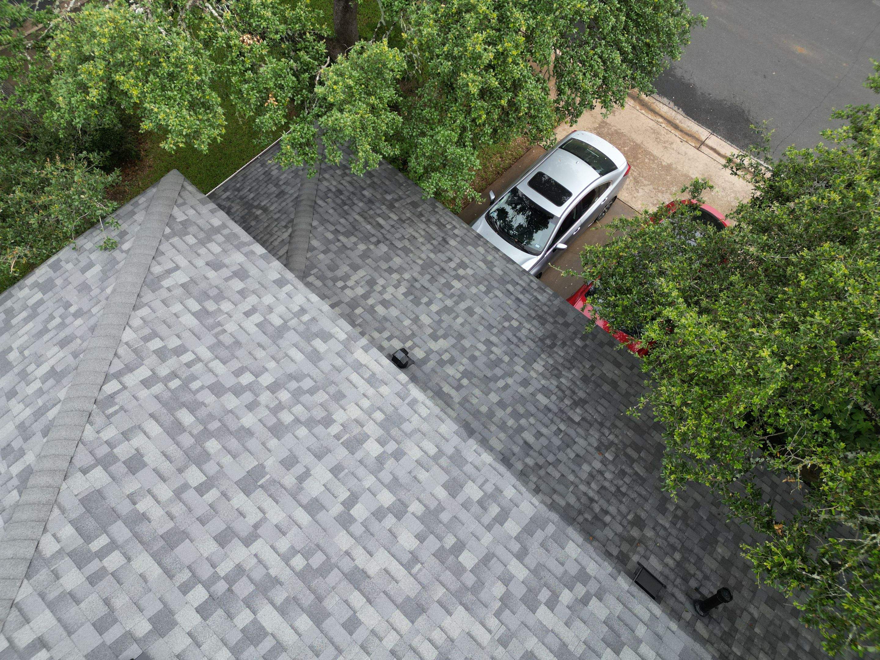 Estate Gray - Owens Corning TruDefinition Duration by RoofsOnly.com