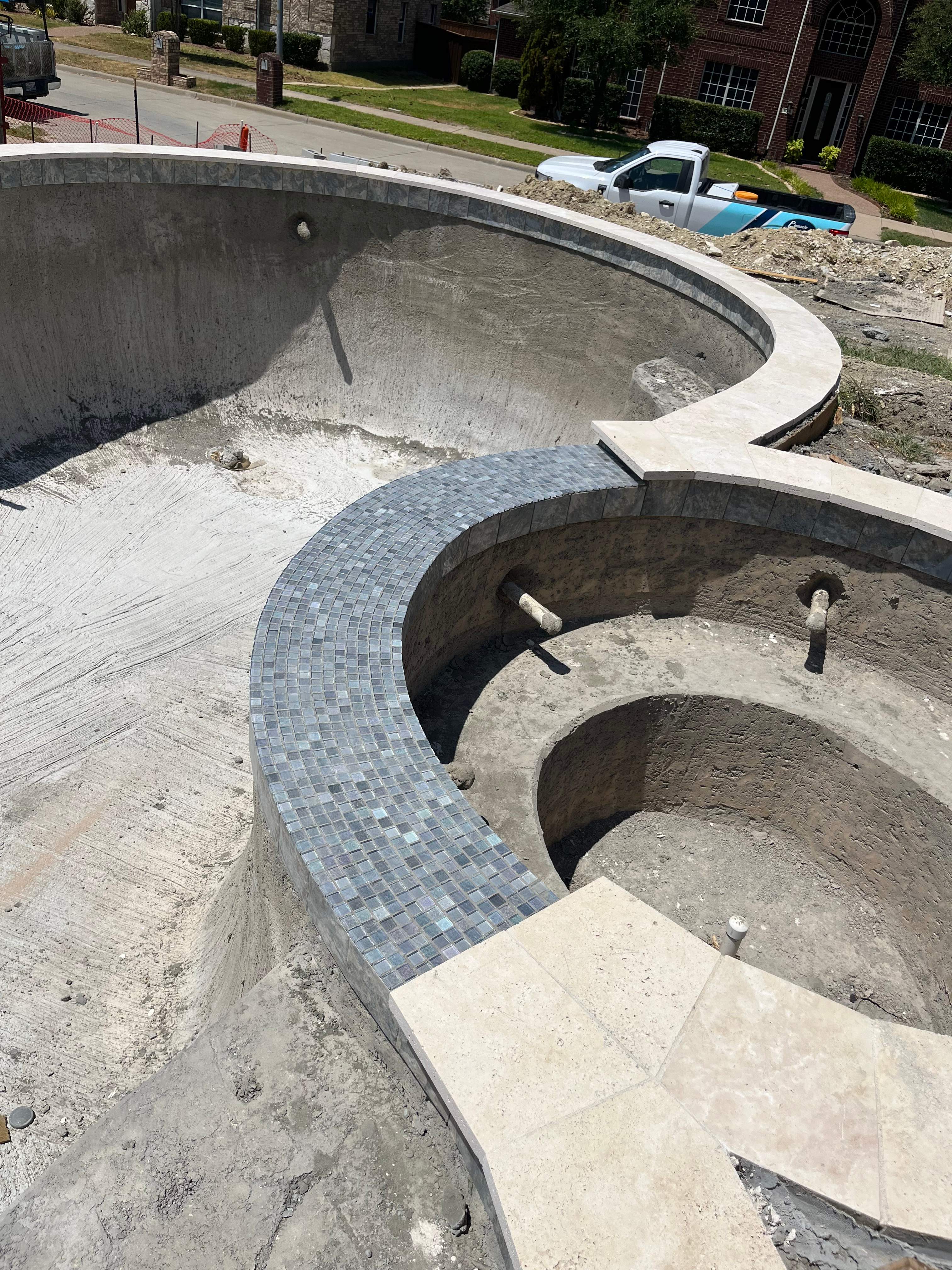 Freeform Pool and Spa by Pinnacle Pools and Spas - DFW