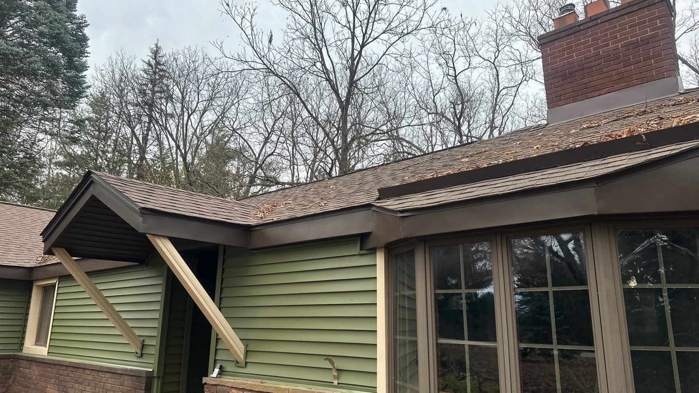 Siding Replacement using CertainTeed Restoration Classis D4 by 180 Contractors