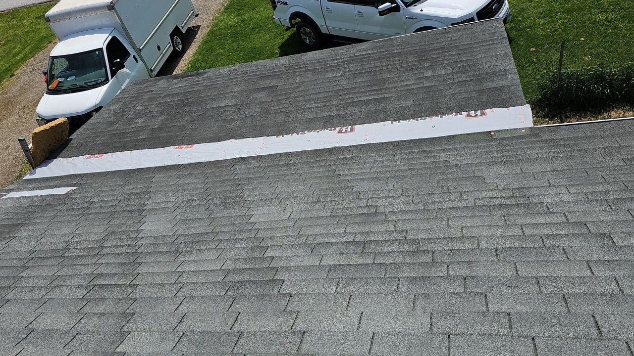 ATLAS PINNACLE HP W/SCOTCHGARD COLOR: BLACK SHADOW by Eagle Eye Roofing