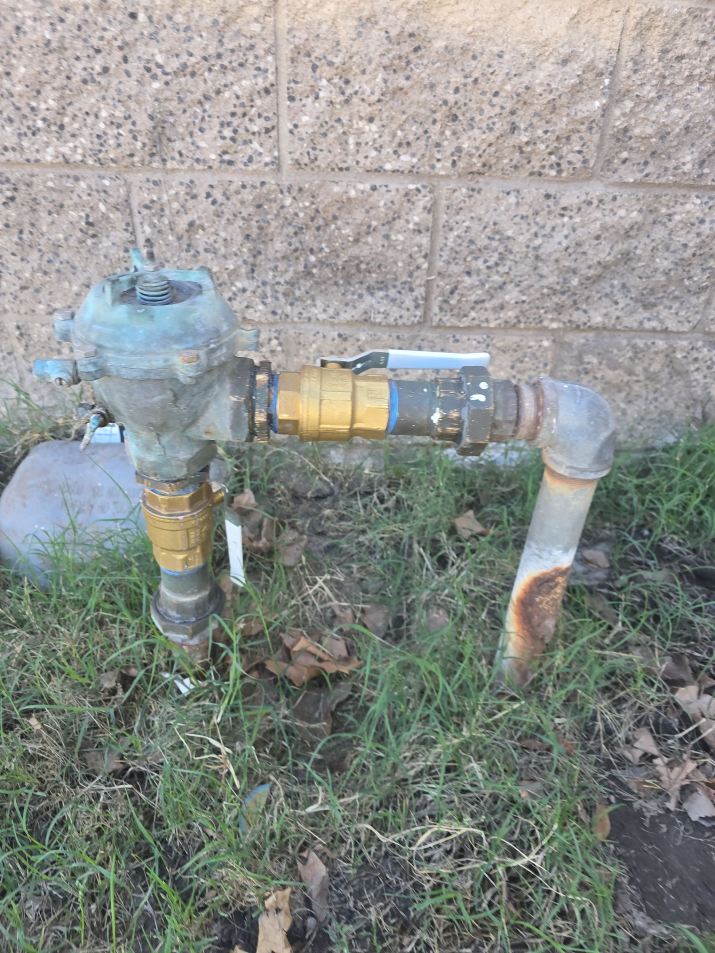 Outdoor Leaking Water Valve Repair by Us Plumbing