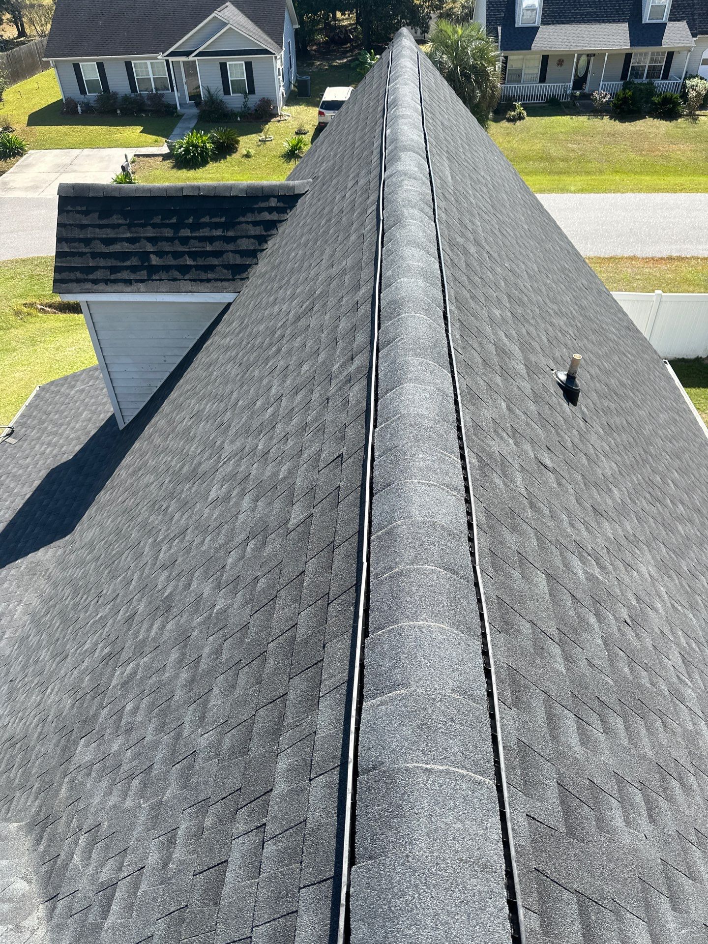 GAF HDZ - Charcoal by Linta Roofing Inc