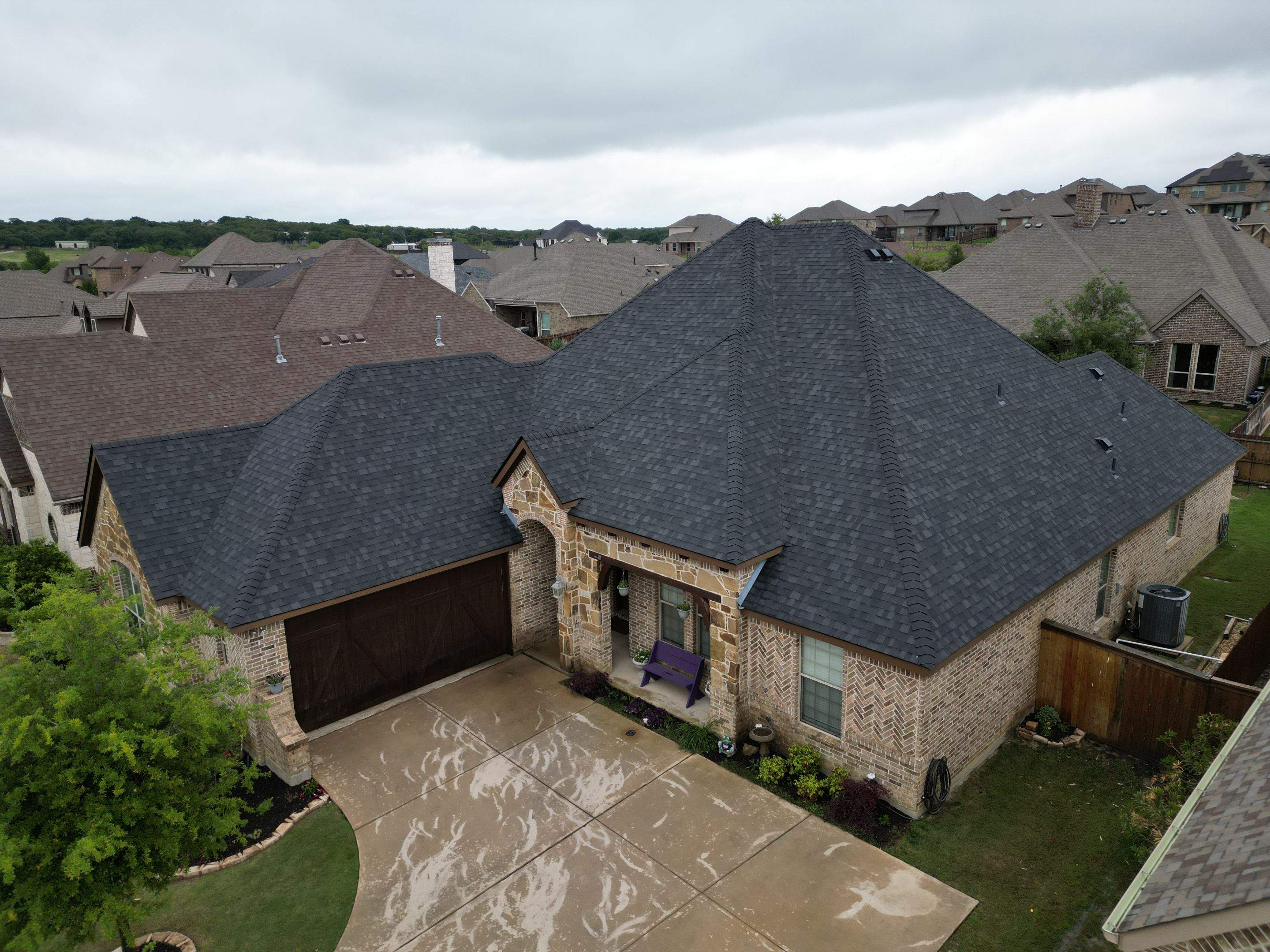 Onyx Black - Owens Corning TruDefinition Duration by RoofsOnly.com