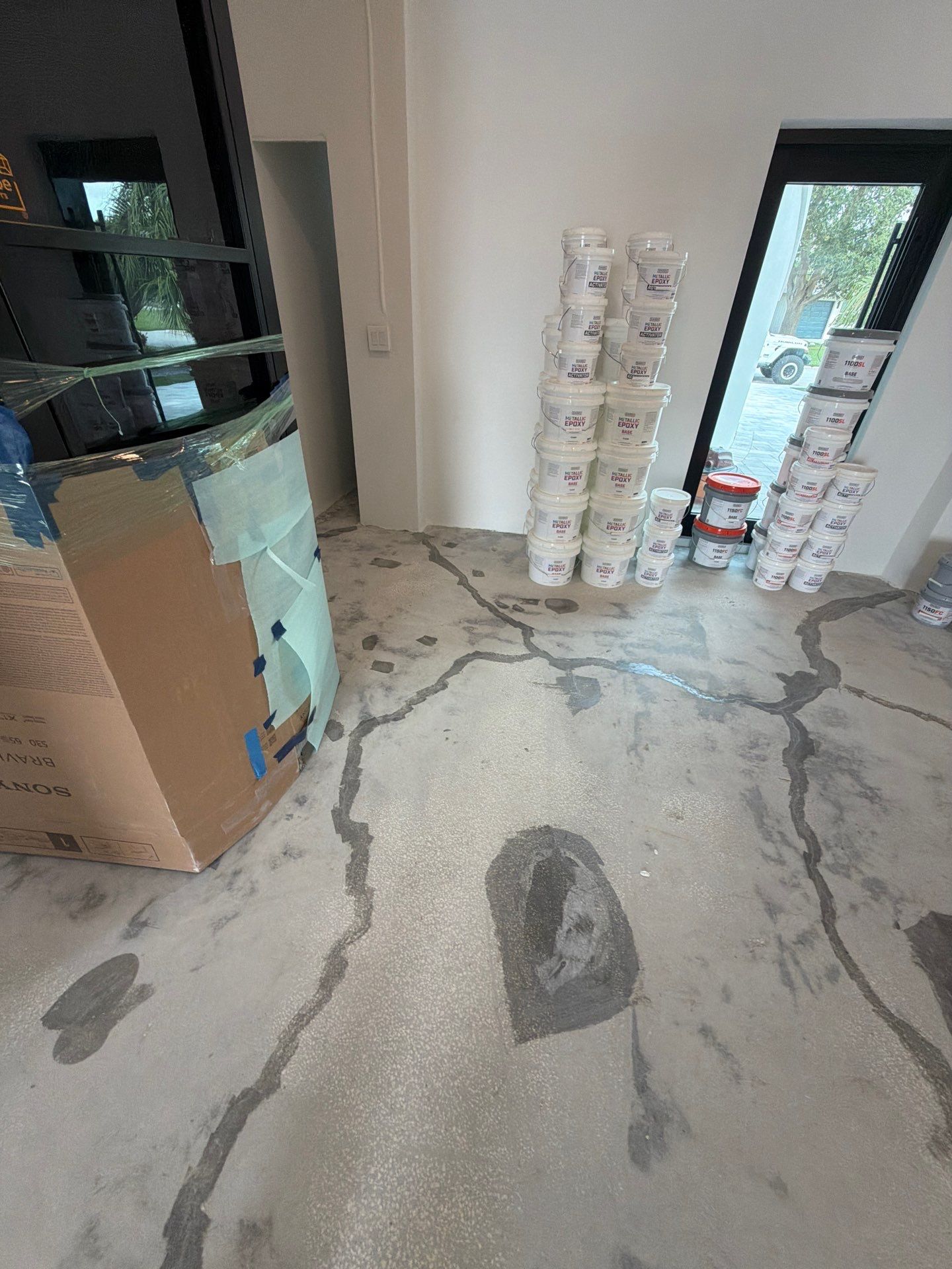 Residential Garage Floor Preparation and Epoxy Coating in Dunedin by Performance Floors & Coating