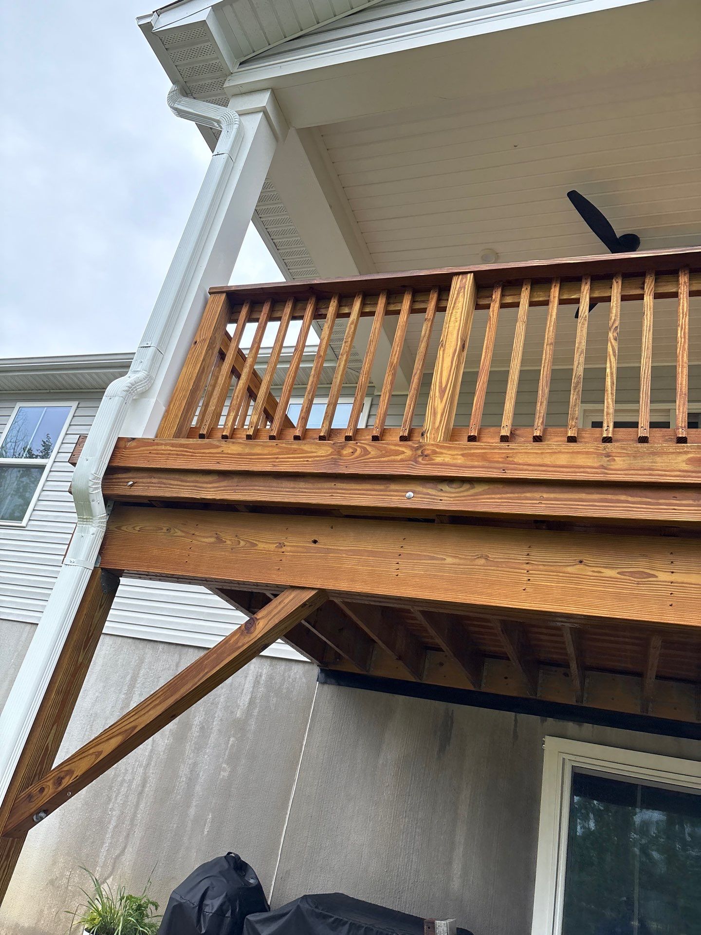 Deck using Wood Sealant by DuraSeal