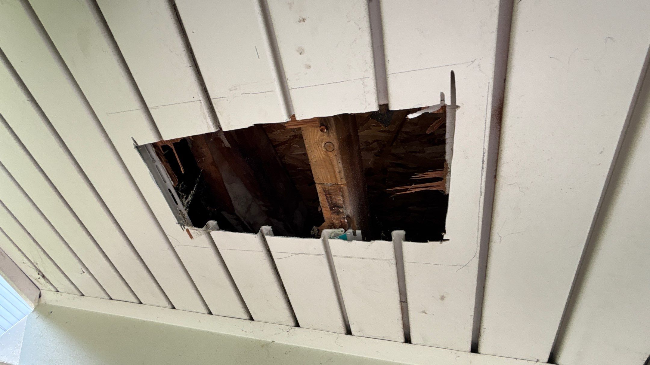 Roof Replacement using Owens Corning Brownwood by 180 Contractors