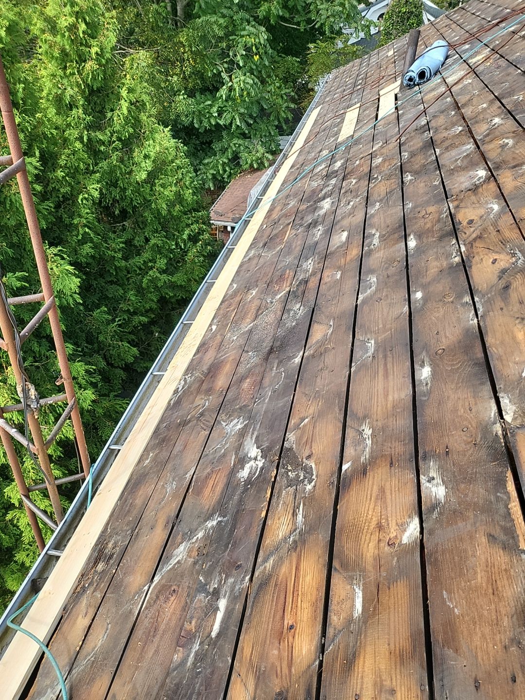 ATLAS PINNACLE COLOR: MORNING HARVEST DRIP EDGE: MUSKET BROWN by Eagle Eye Roofing