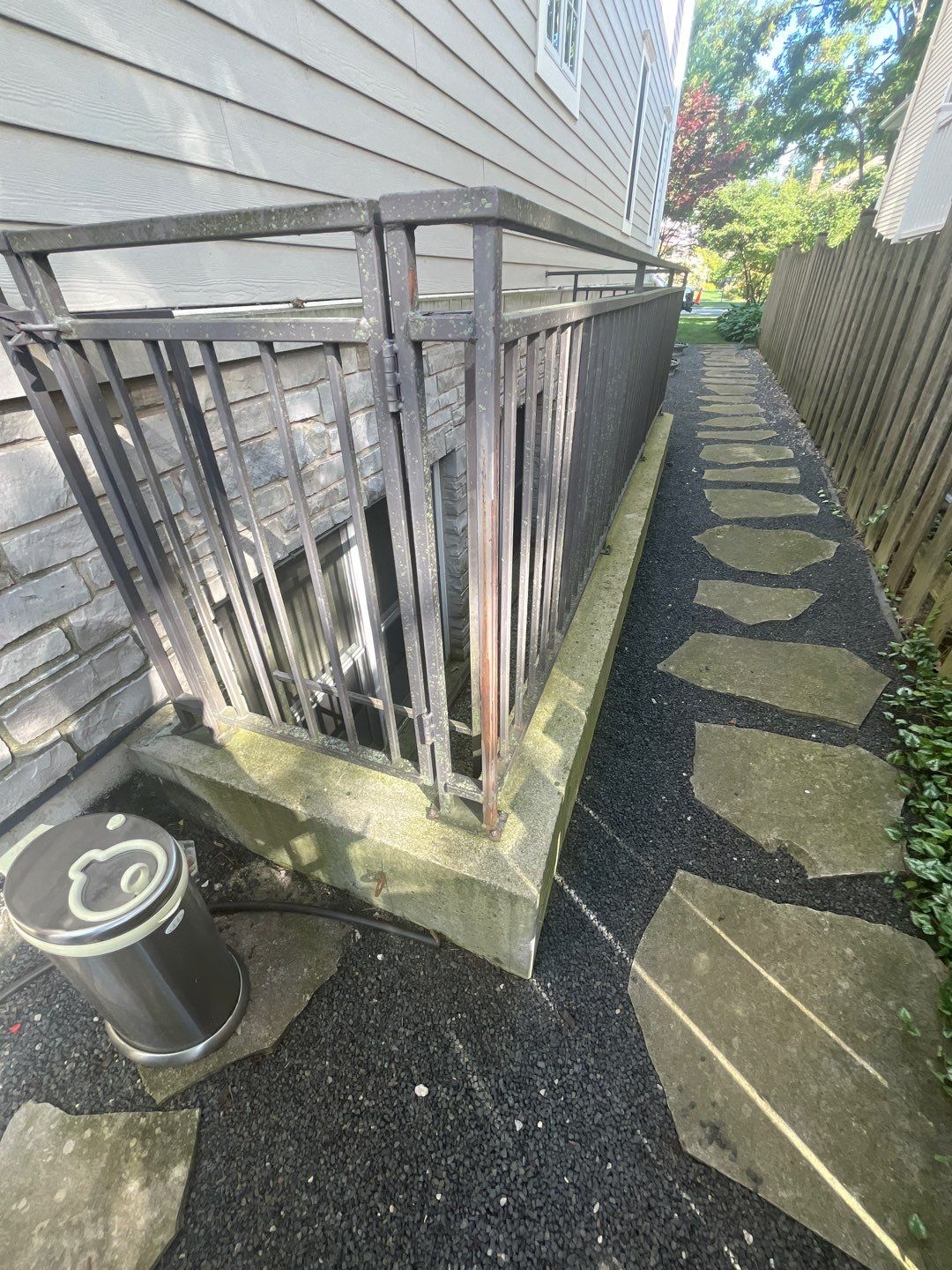 Hardie Board House & Detached Garage Soft Washing by Northern Power Washing LLC.