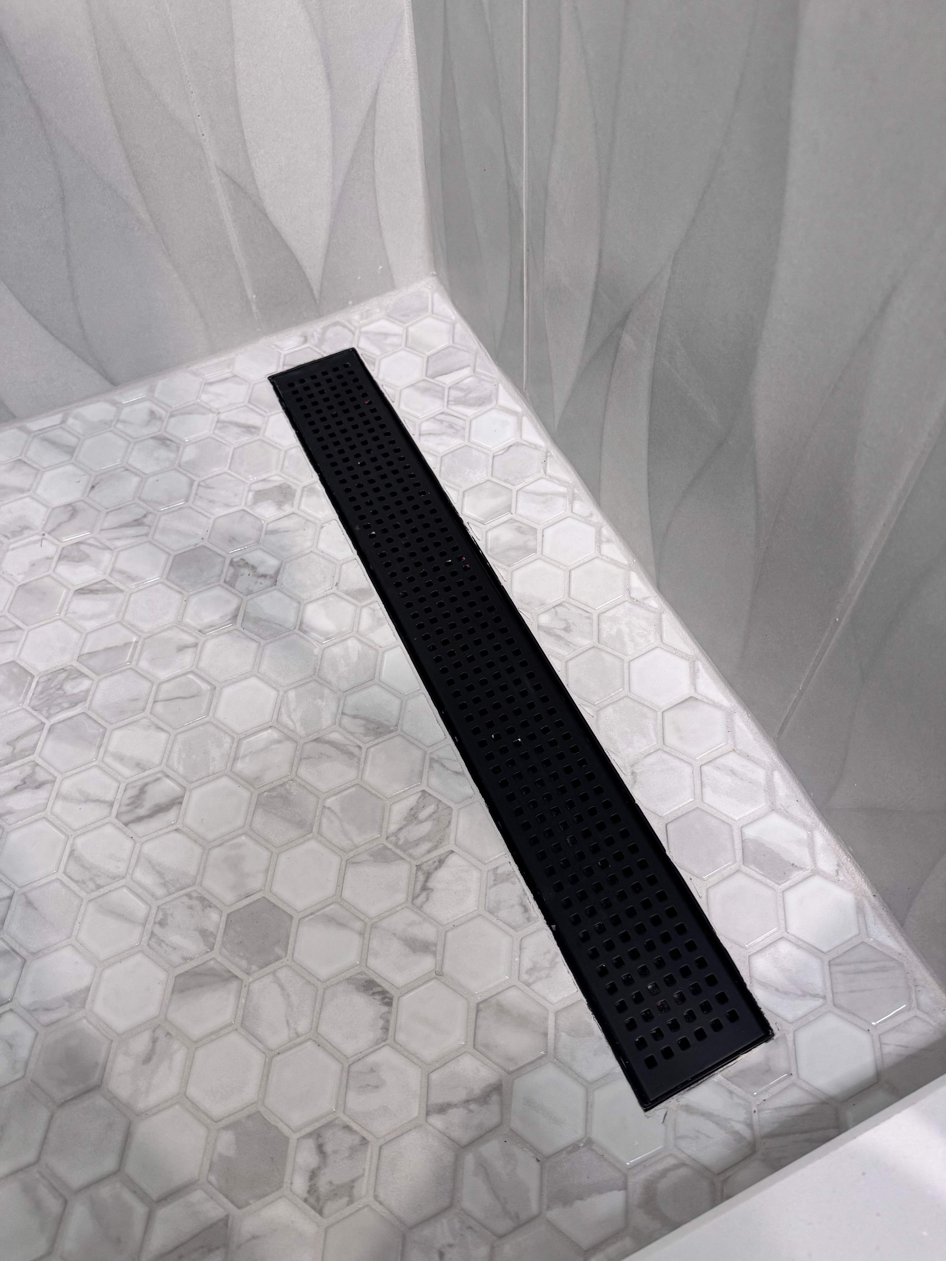 Guest bathroom renovation by Prudencio
