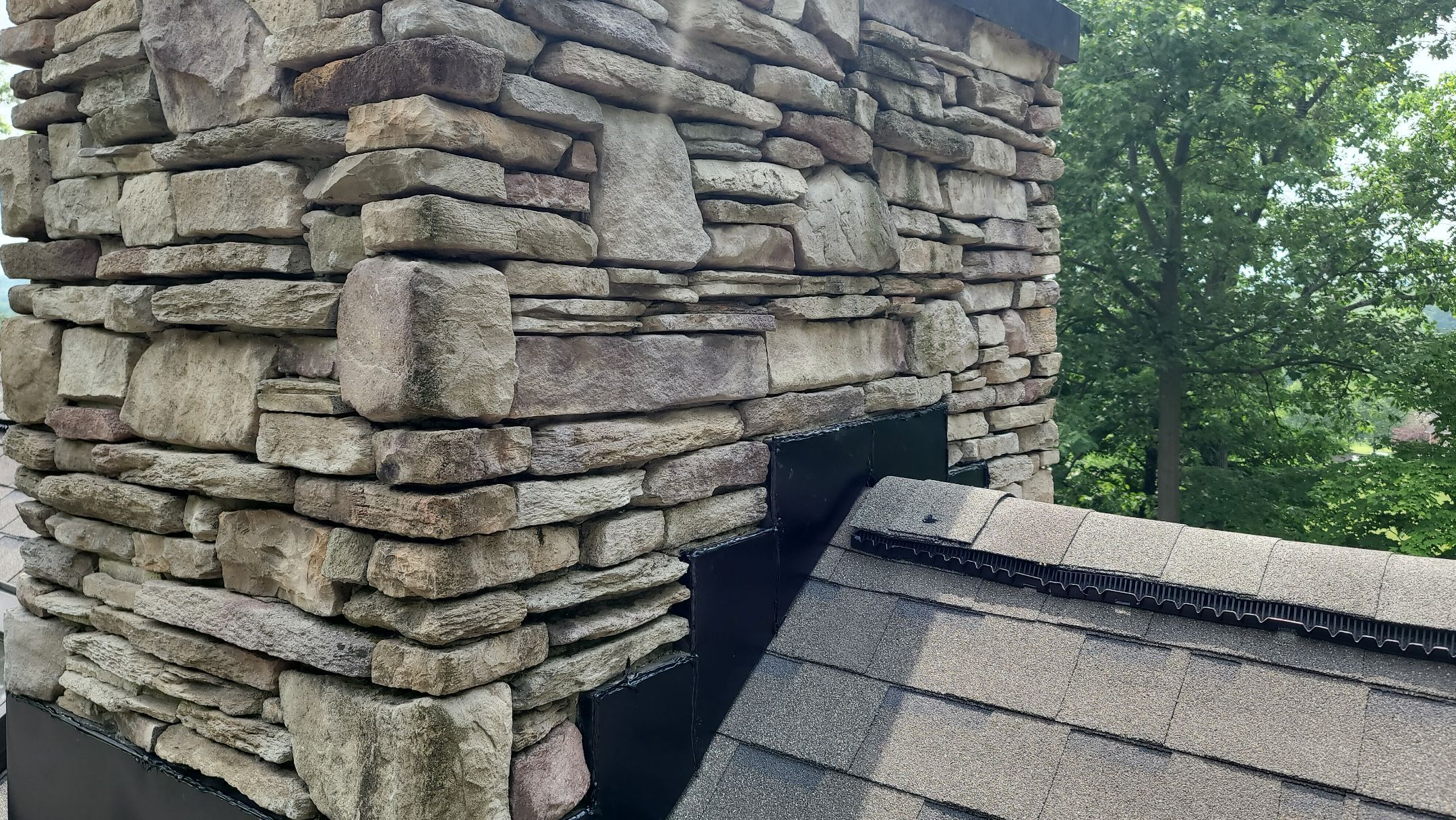 ATLAS PINNACLE HP W/SCOTCHGARD COLOR: WEATHERED WOOD by Eagle Eye Roofing