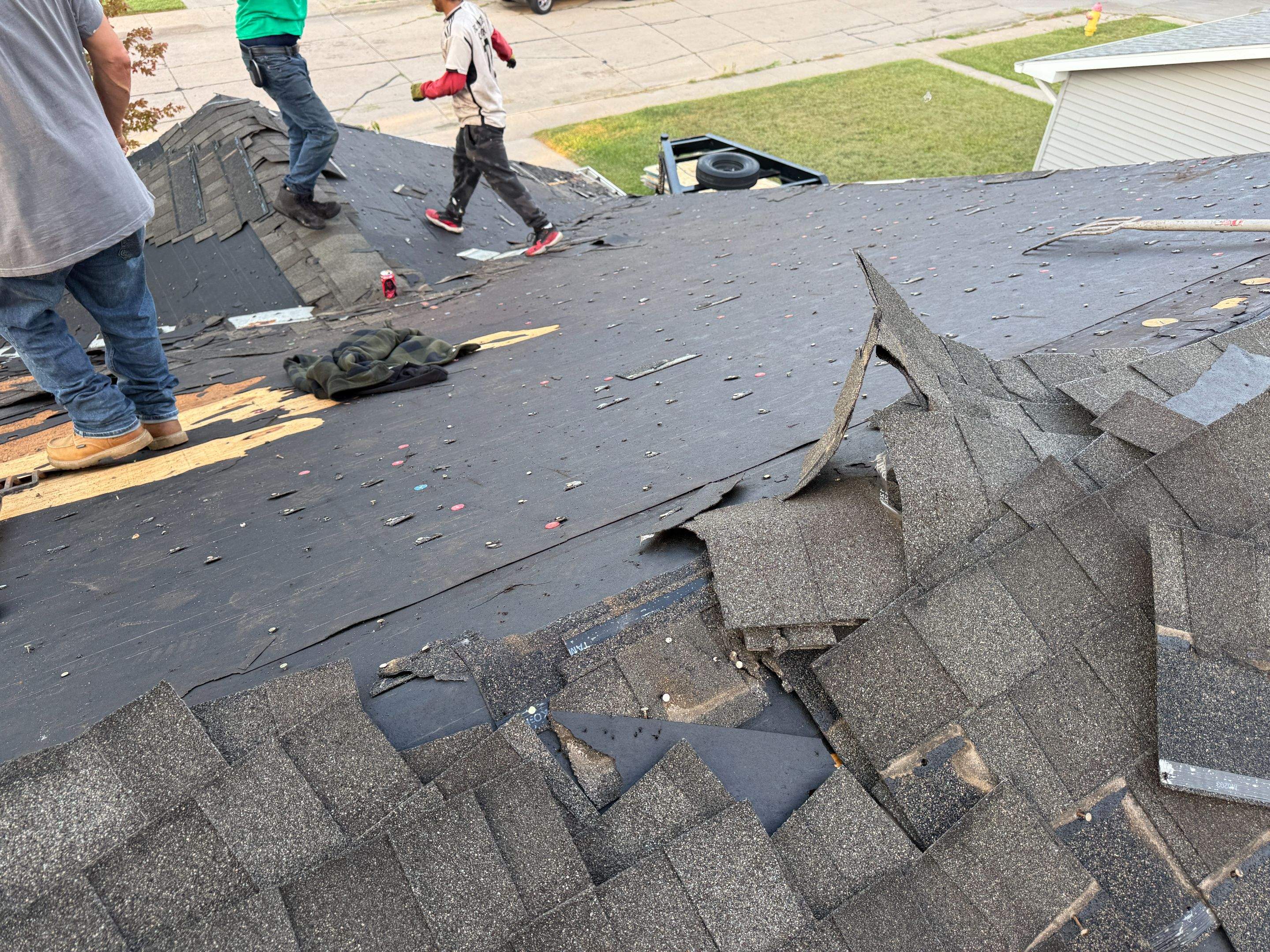 Grand Island Architectural Shingle Roof Replacement and Decking Repair by Star Home
