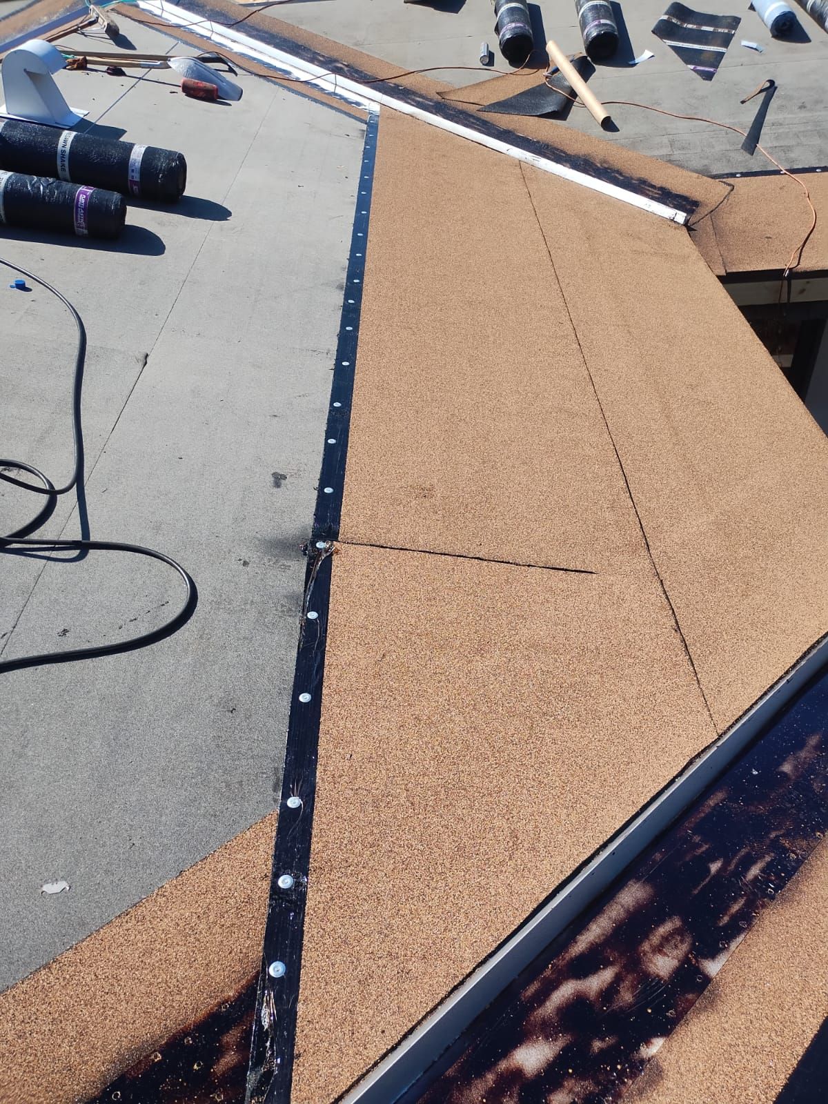 Project in St. Petersburg 33712 by Mitchell Roofing Company LLC