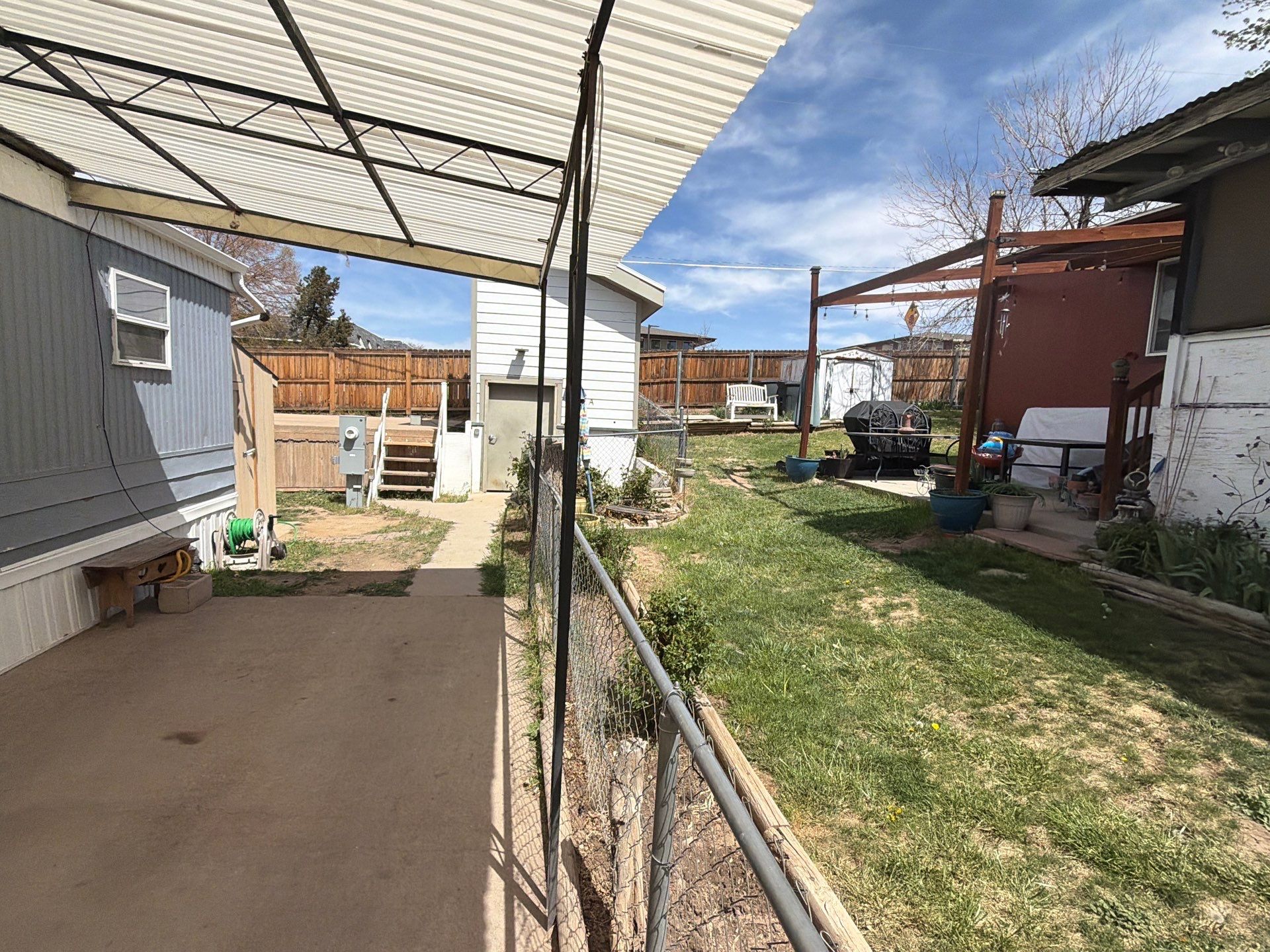 Project in Aurora by M&M Enterprises Inc