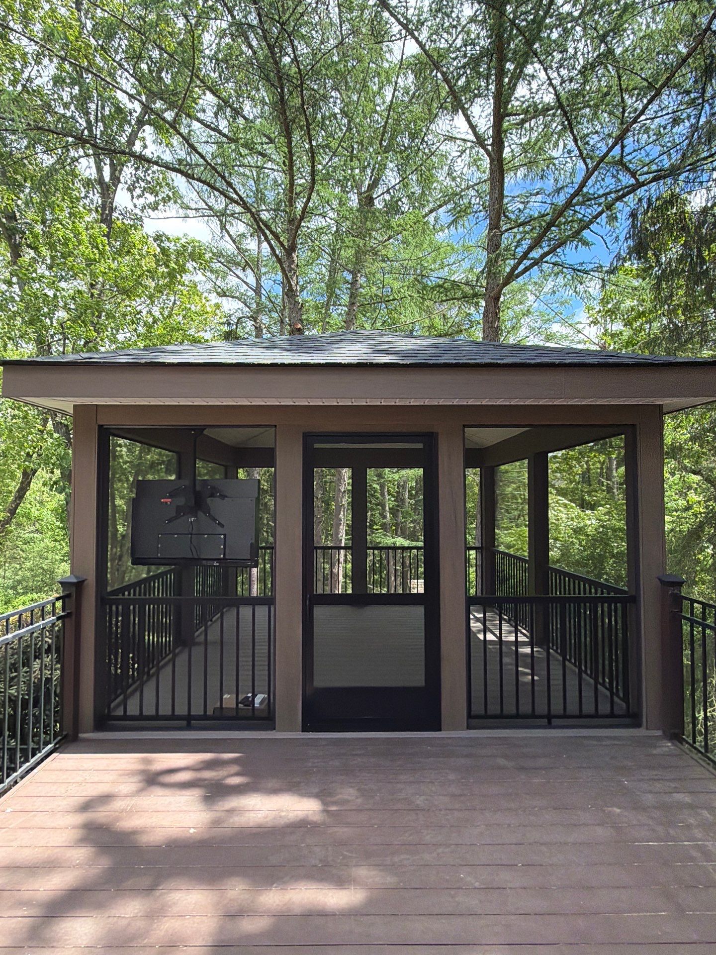New Deck With a Screened In Porch In Mendham, New Jersey by deck guardian