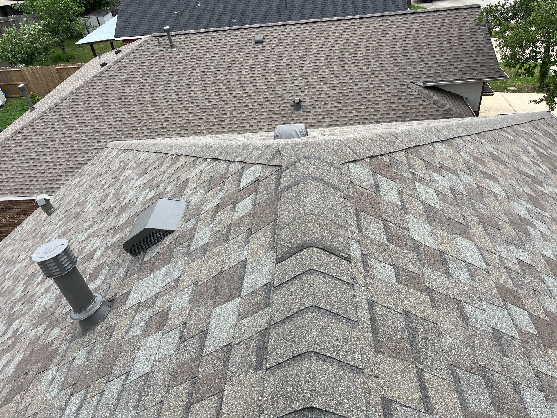 Residential Roofing Installation using Owen's Corning Duration (Lifetime) Shingles by Roof Repair Company