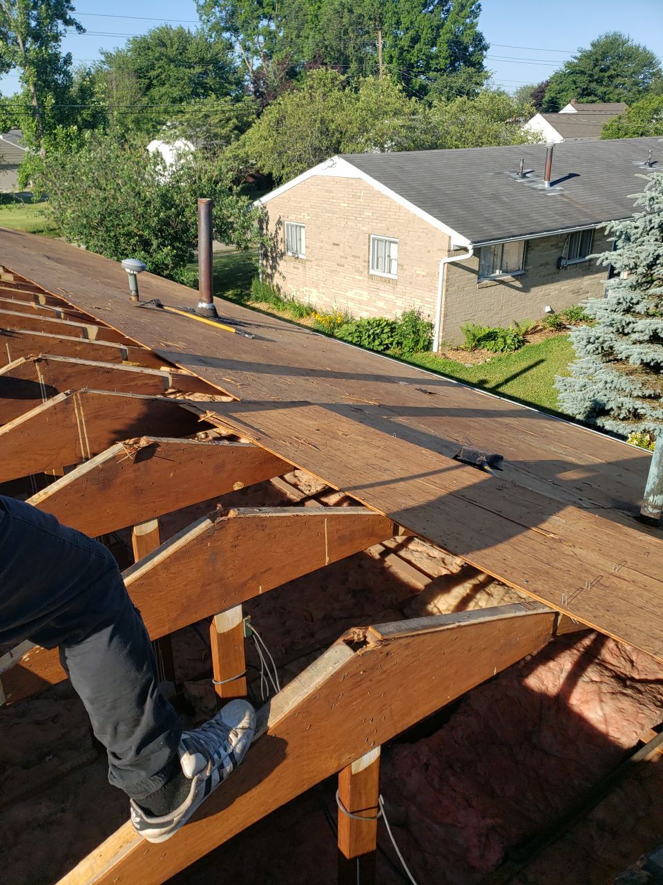 Brand: Atlas Pinnacle Color: Copper Canyon Drip: Royal Brown by Eagle Eye Roofing