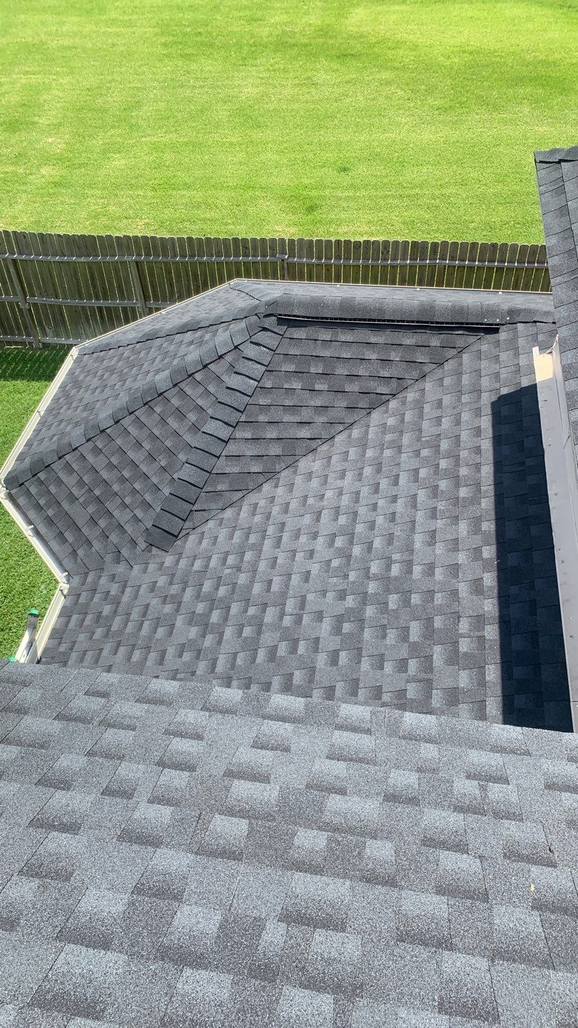 GAF HDZ - Charcoal by Elite Roofing LLC