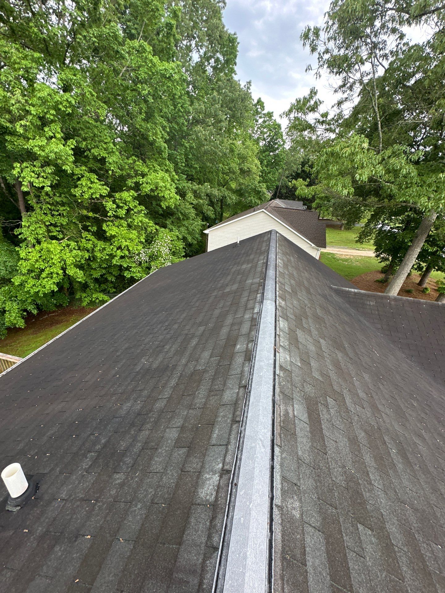 Roof - GAF HDZ - App Sky by Peak 2 Peak Services LLC