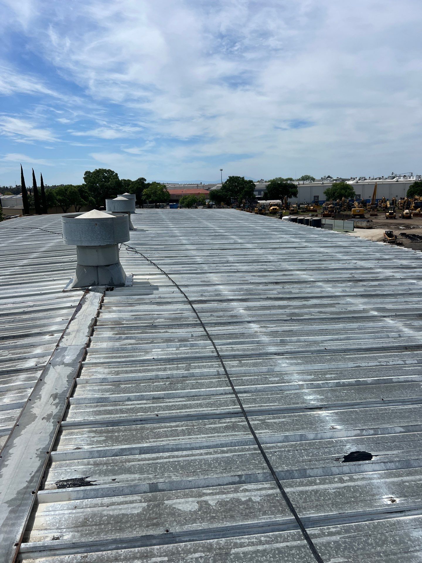 MR Roofing system using Conklin BenchPly system with PUMA top coat by Straight Edge Roofing Inc