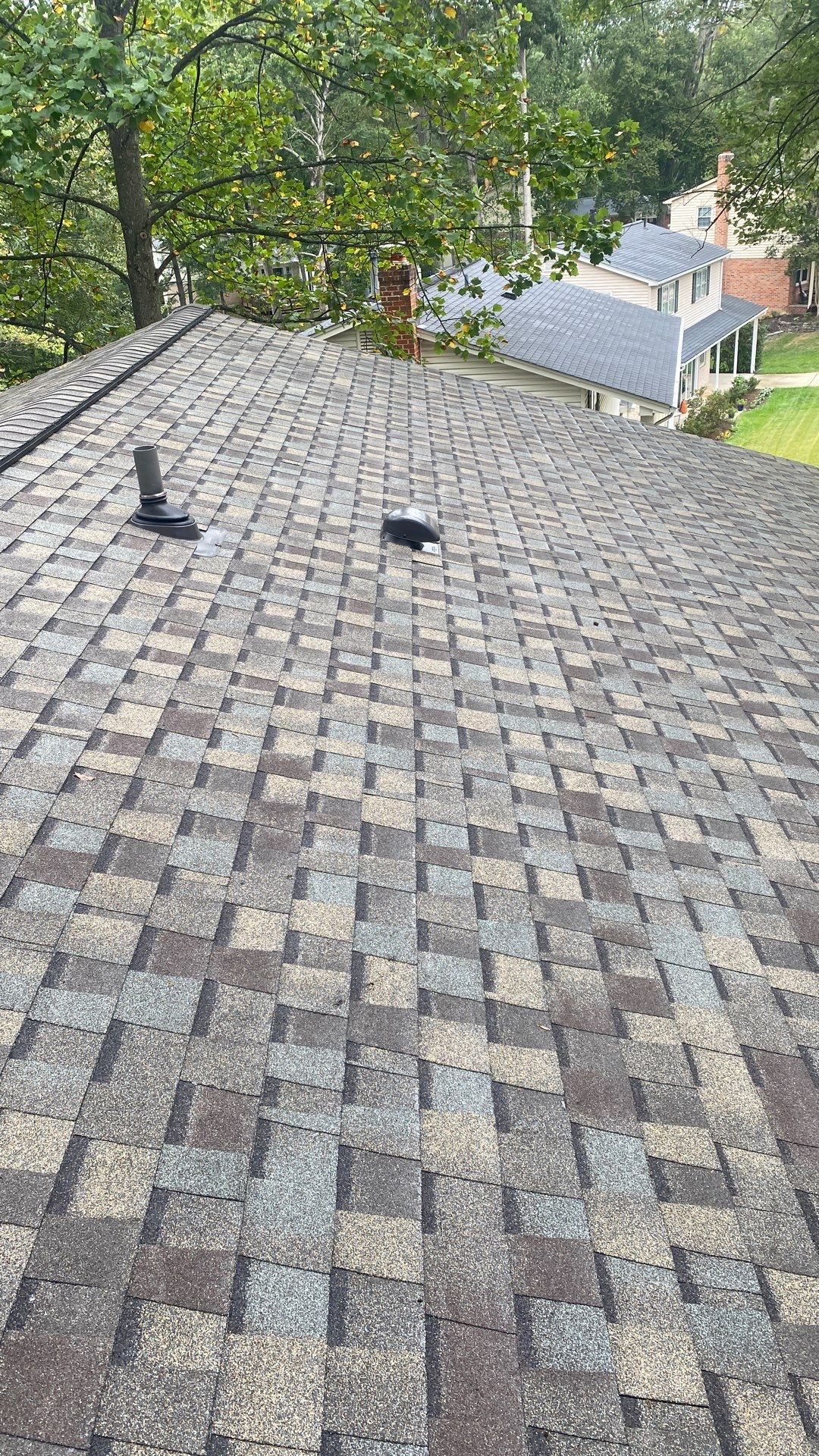 Springfield : Residential Roof Replacement with CertainTeed Landmark Pro in Max Weathered Wood  by RM Banning, Inc.