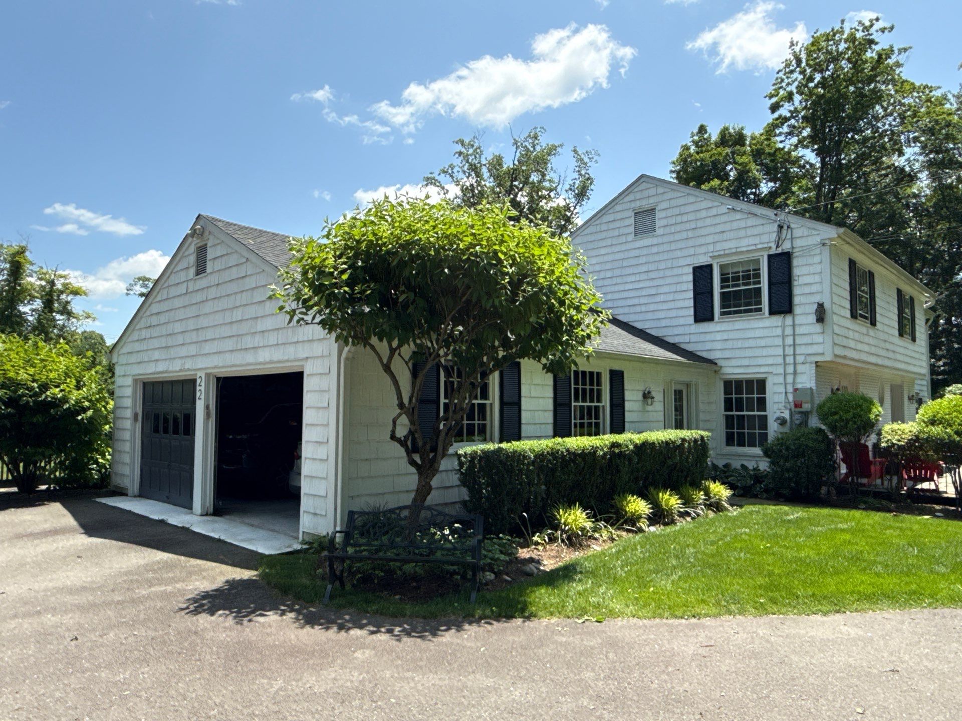 New Canaan Home by Cruz Roofing And Siding