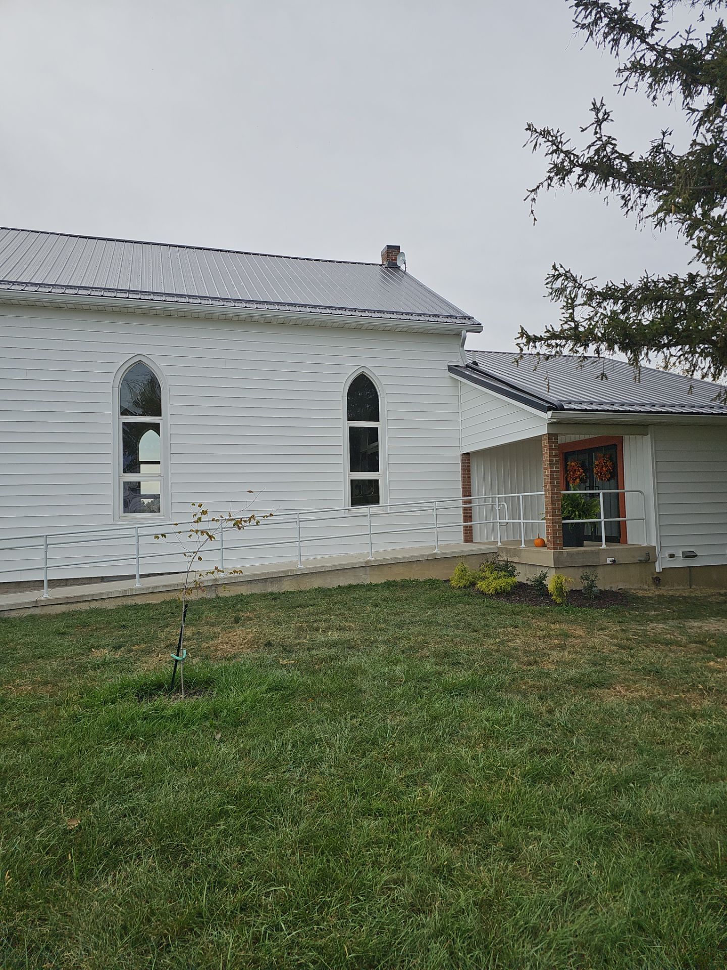 Siding Installation using Mastic 8" white  by Nitro Roofing and Construction