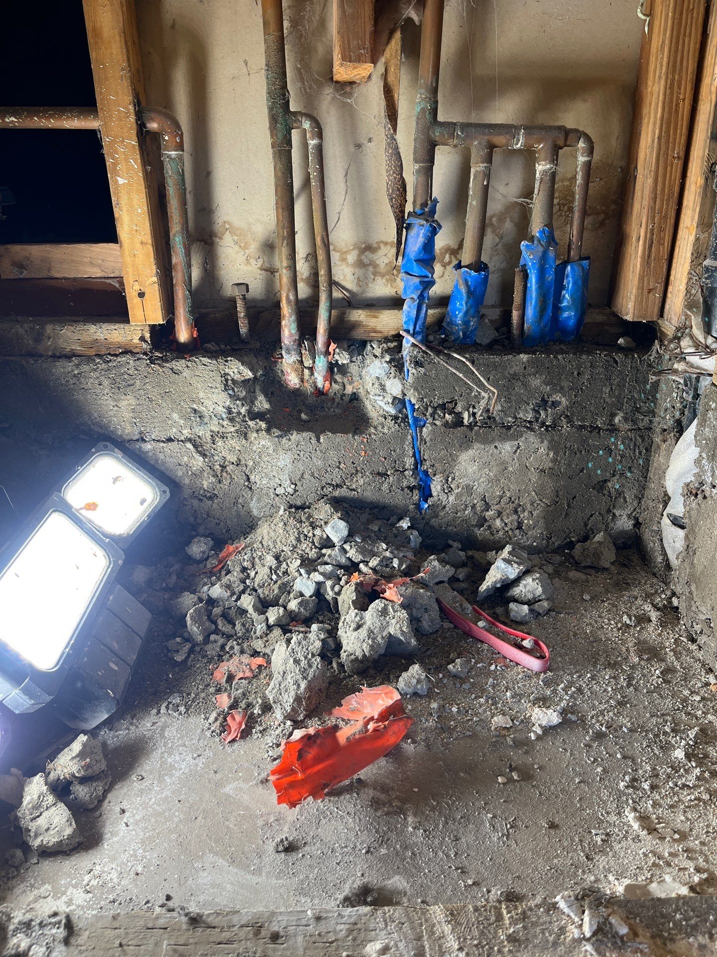 Installing Pipes by Us Plumbing