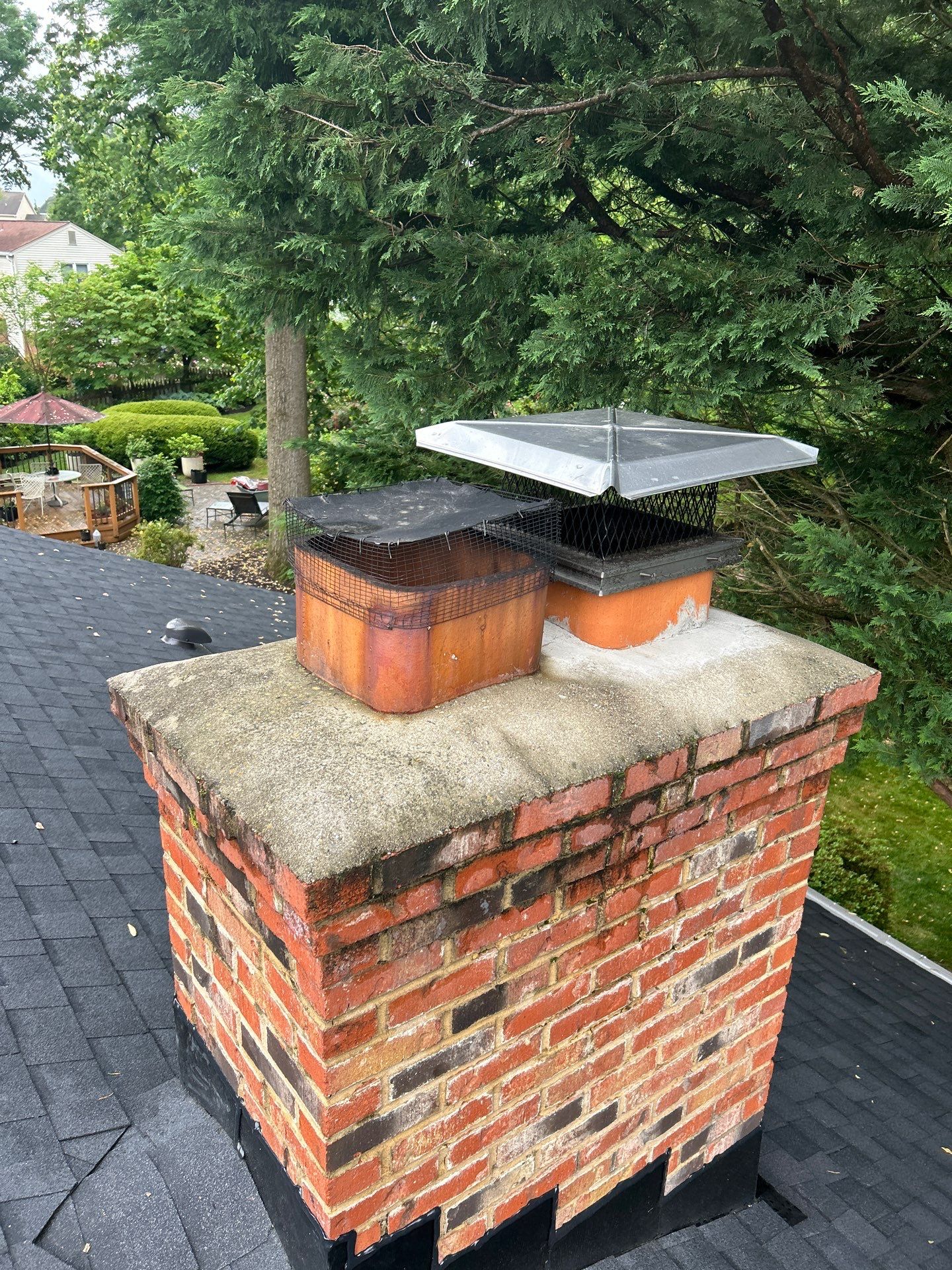 Burke: CertainTeed Landmark Designer Shingles in Moire Black by RM Banning, Inc.