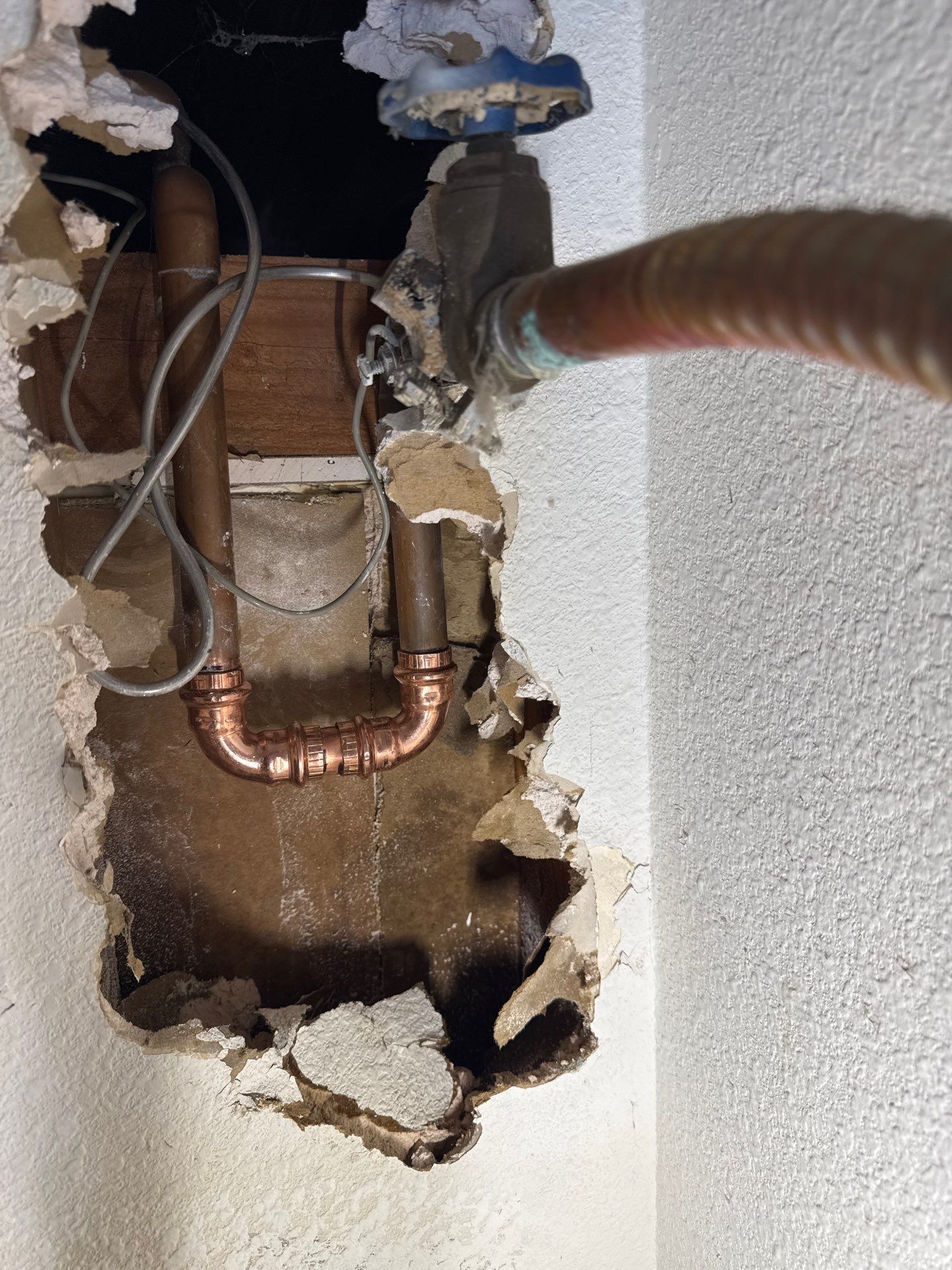  bursted pipe by Us Plumbing 