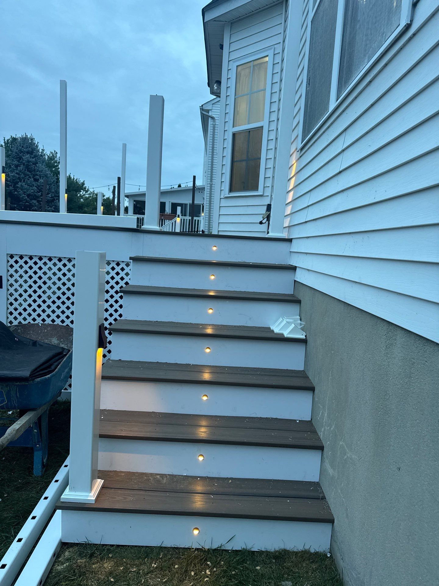 New Deck using Deckorators Venture - Color Sandbar by deck guardian
