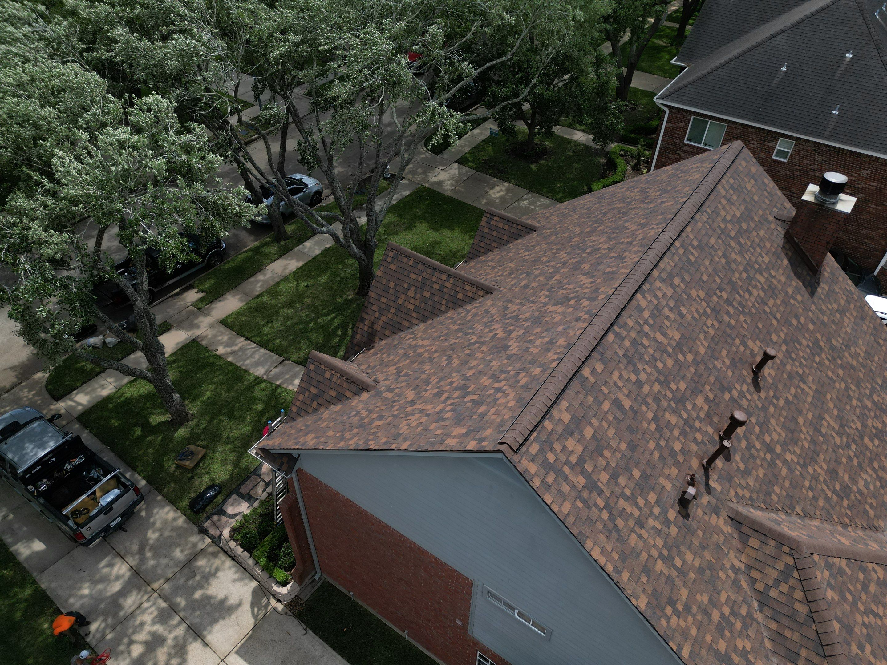 OC Duration Brownwood by HHH Roofing & Construction