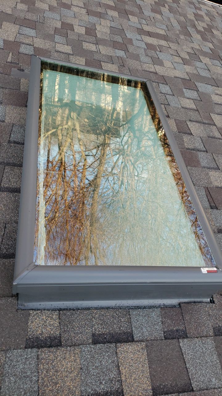 Fairfax Station: CertainTeed Landmark Pro Designer Shingles in Max Def Weathered Wood by RM Banning, Inc.