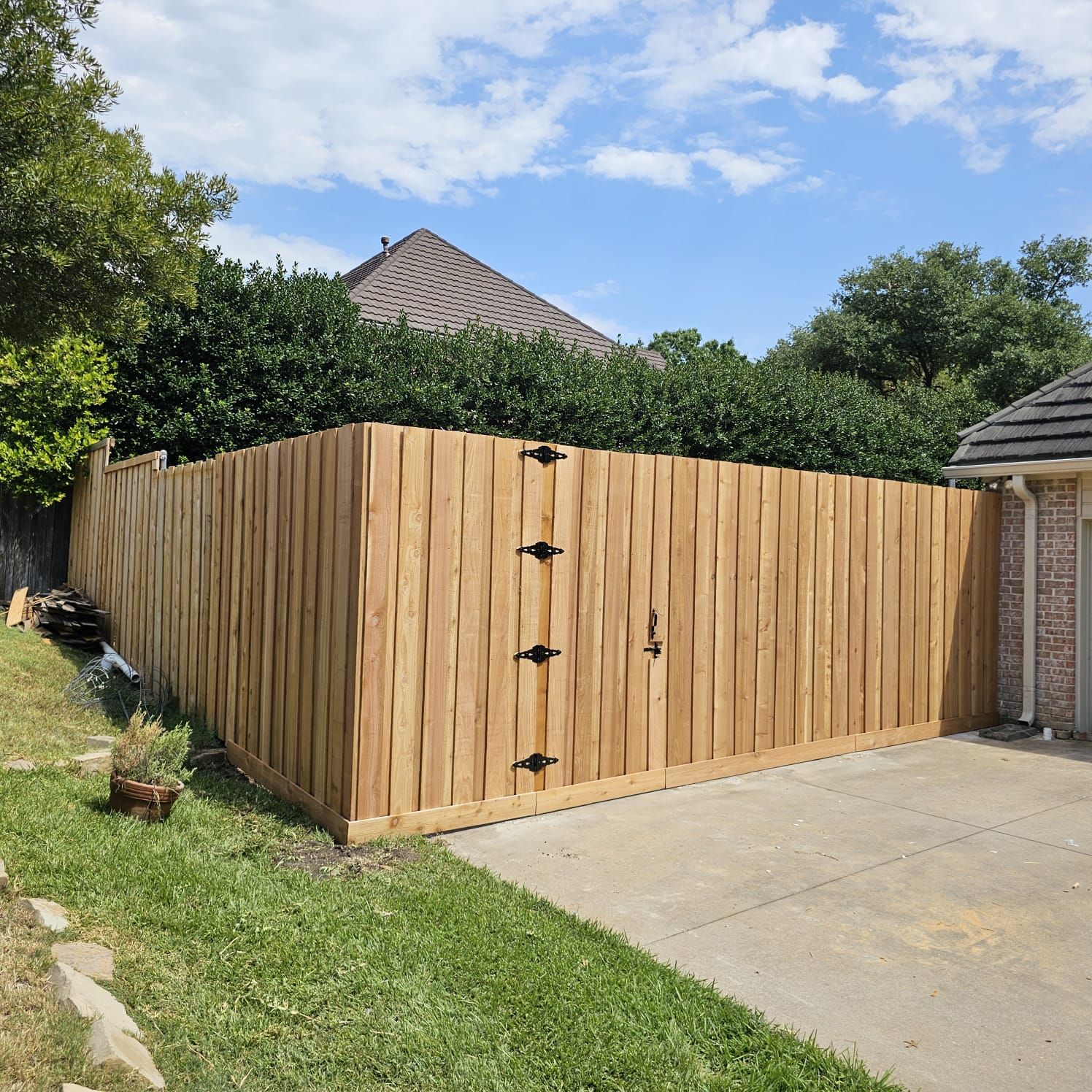 Fence & Concrete Patio by EL-GC LLC 
