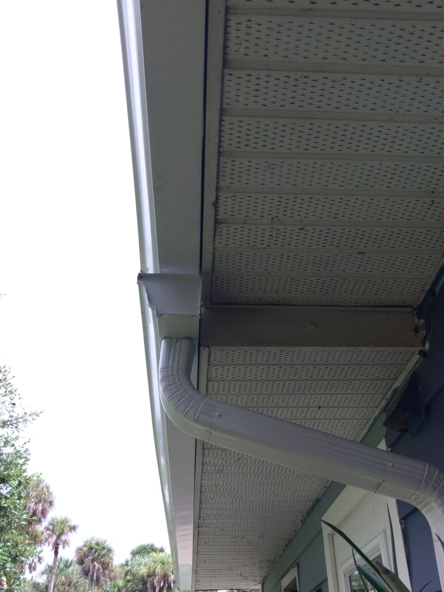White 6-Inch Gutters and Leaf Guard Installation in Fort Myers FL by Gutter Professors