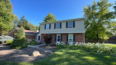 Siding Installation using Norandex Woodsmen Select vinyl sidning