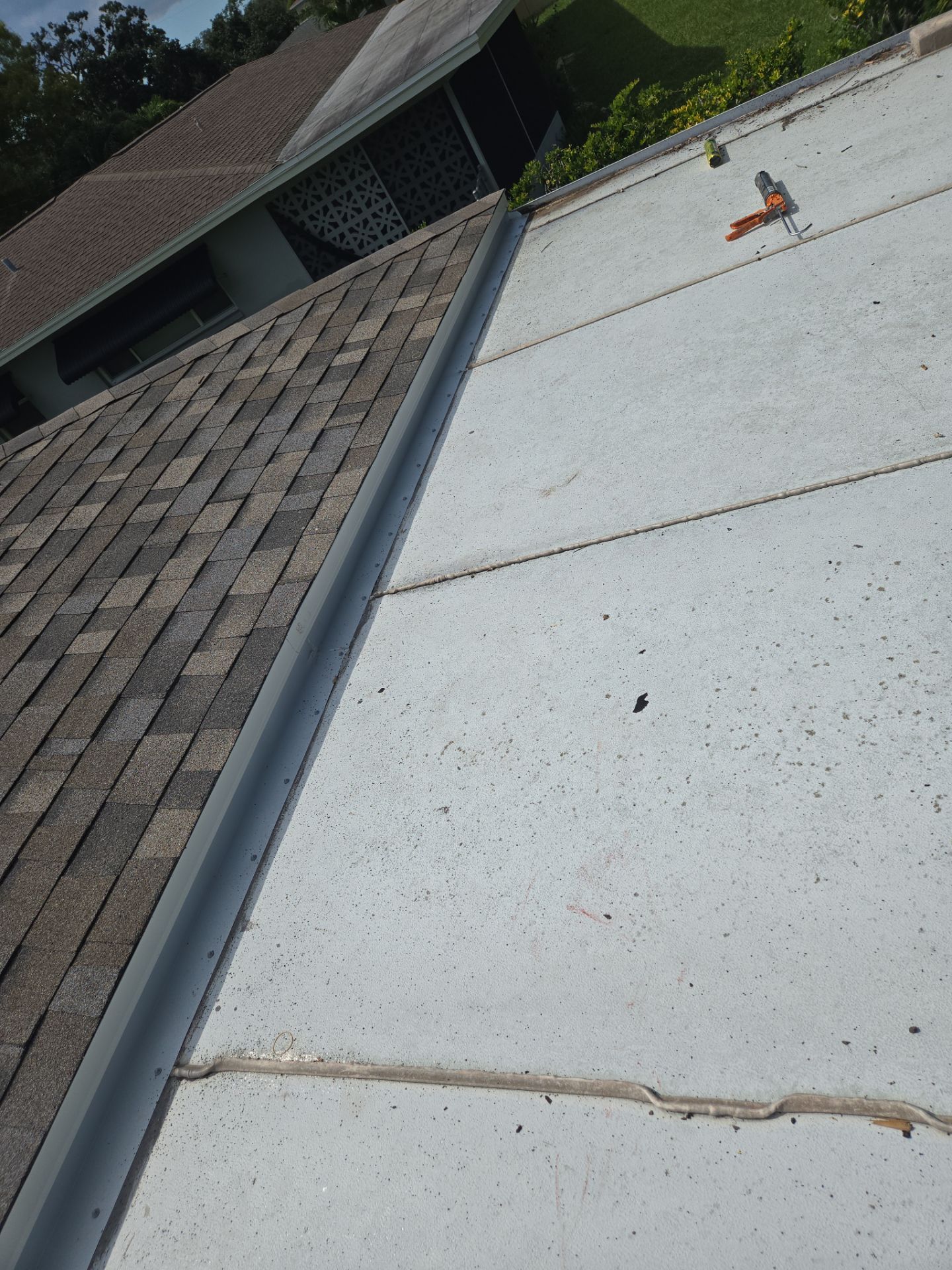 Project in St. Petersburg 33704 by Mitchell Roofing Company LLC 