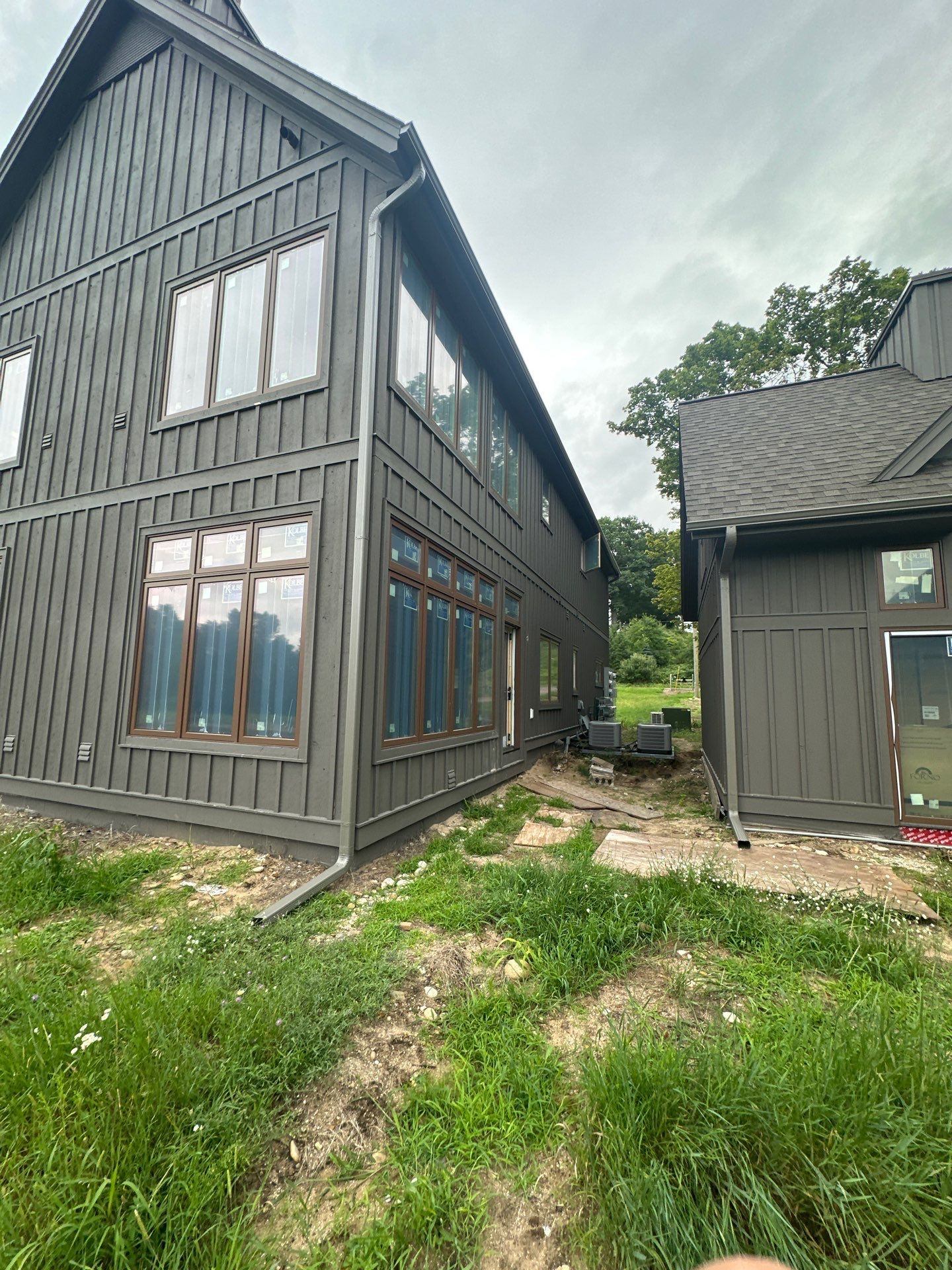 Seamless Gutter and Downspout Installation in Bellaire by Rainbow Seamless Systems