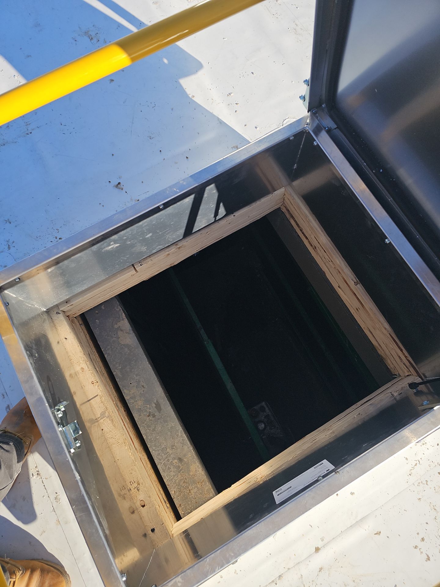 Commercial Roofing Installation using Insulated roof and wall panels by Nitro Roofing and Construction